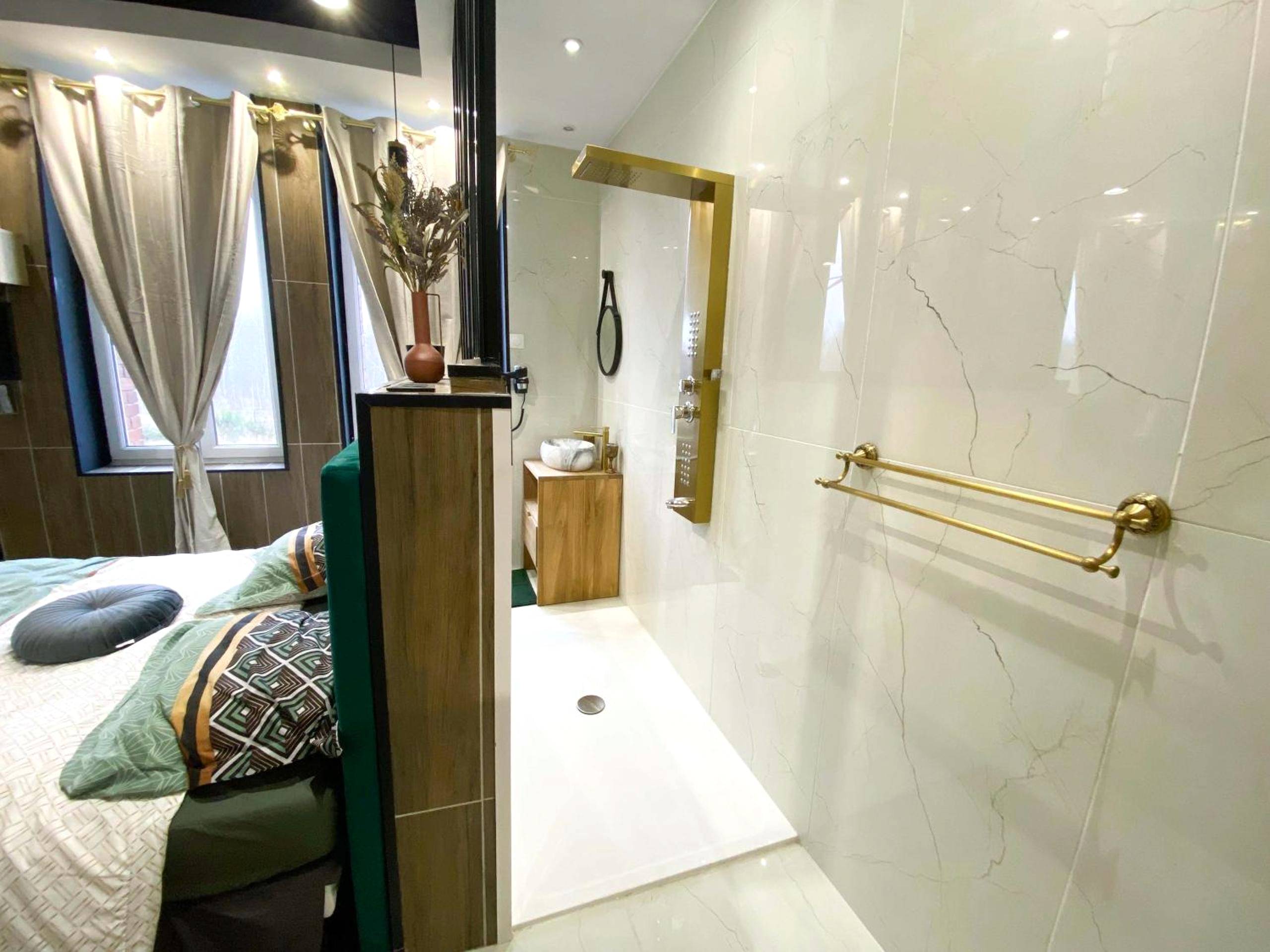 Photo du logement - Capsule Egypte - Jacuzzi - Sauna - Billard - Netflix & Home cinéma - Nintendo switch & jeu -