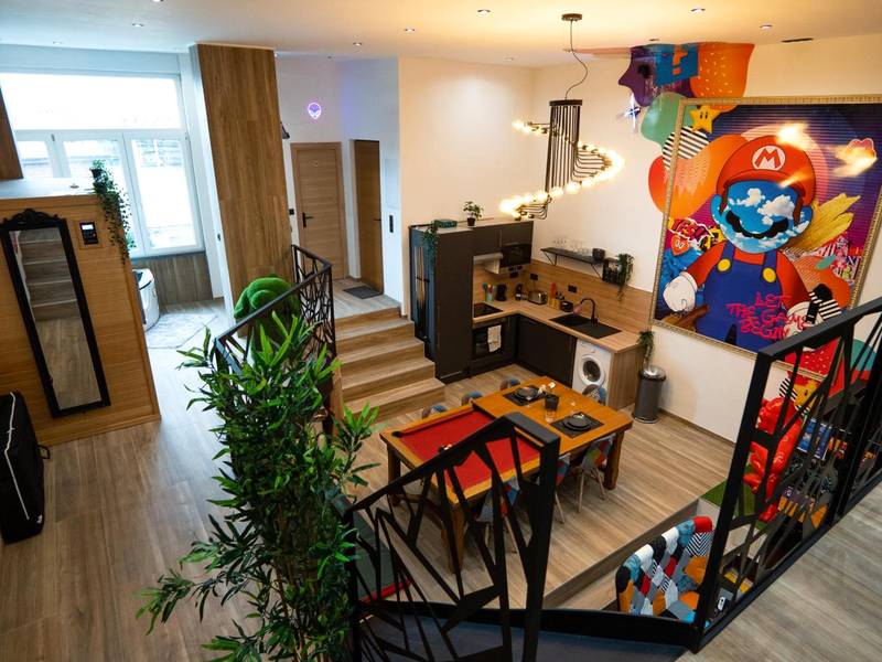 Photo du logement - Capsule Luna Park - Jacuzzi - Sauna - Jeux & Arcades - Billard - Netflix & Home cinéma -