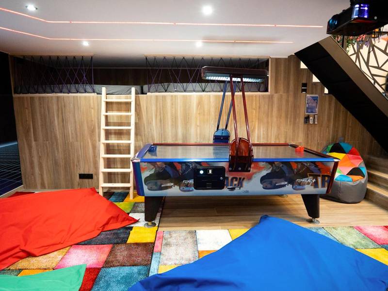 Photo du logement - Capsule Luna Park - Jacuzzi - Sauna - Jeux & Arcades - Billard - Netflix & Home cinéma - - Valenciennes