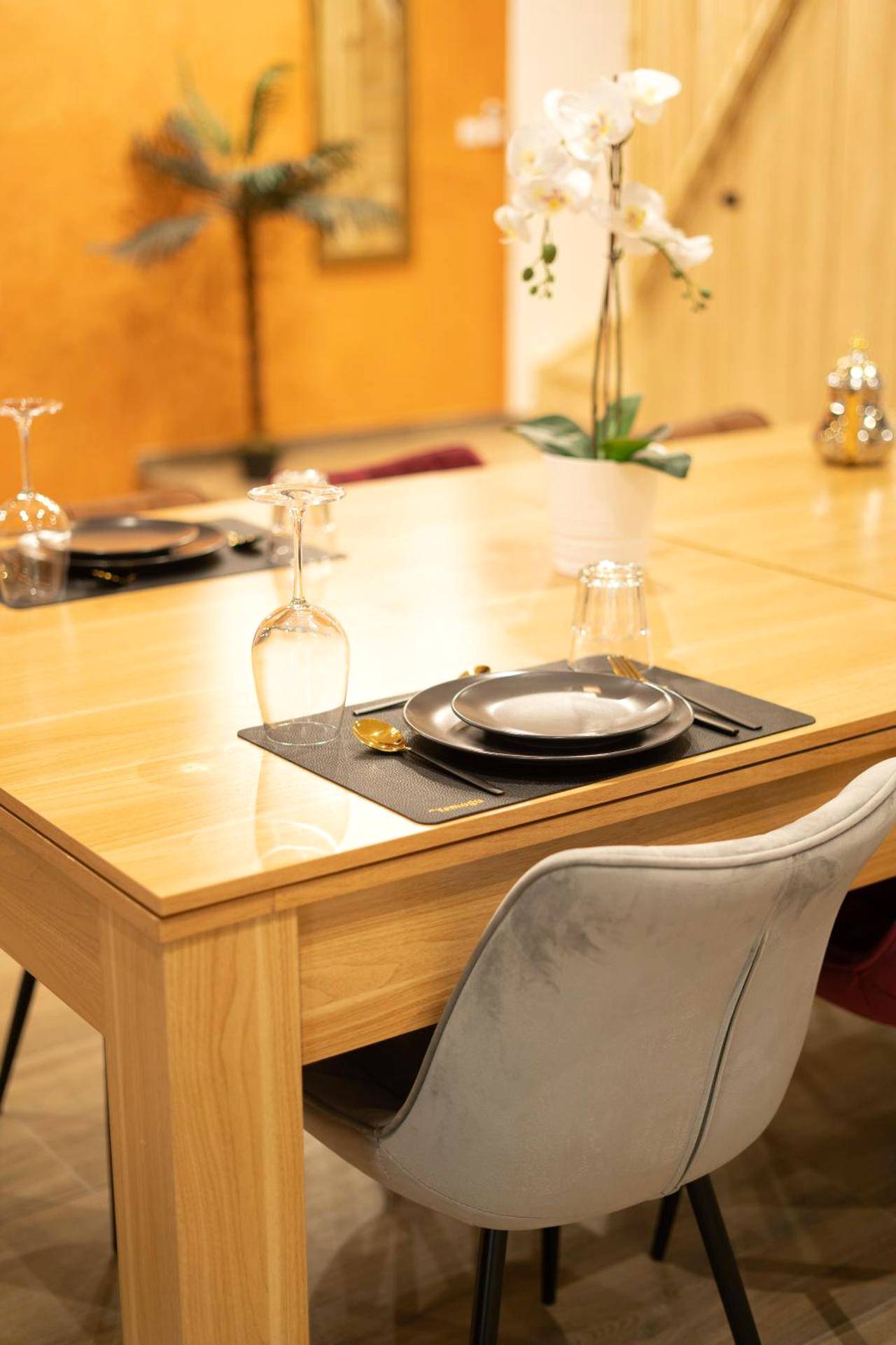 Photo du logement - Capsule Marrakech I Chicha I Sauna I Balnéo I Console PS5 I Cinéma