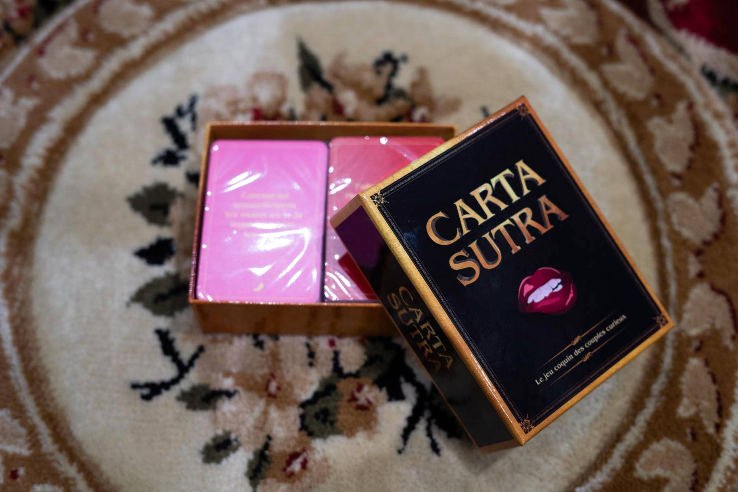 Photo - Capsule Secret - Jacuzzi - Netflix & Home cinéma - Jeux de couple - Barre de pole dance - Trith - Saint - Léger