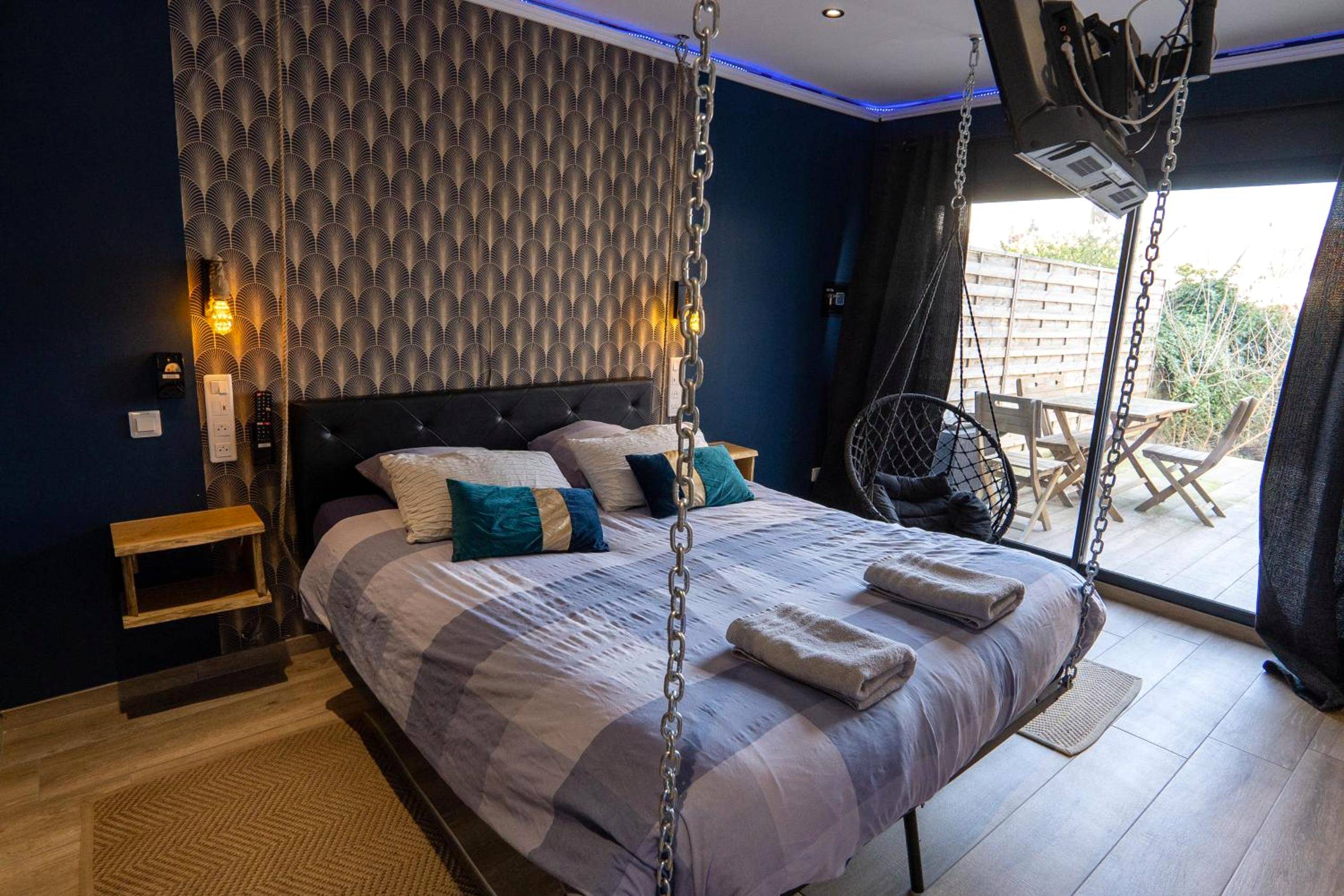 Photo du logement - Capsule Temps suspendu - balnéo, home cinema & billard