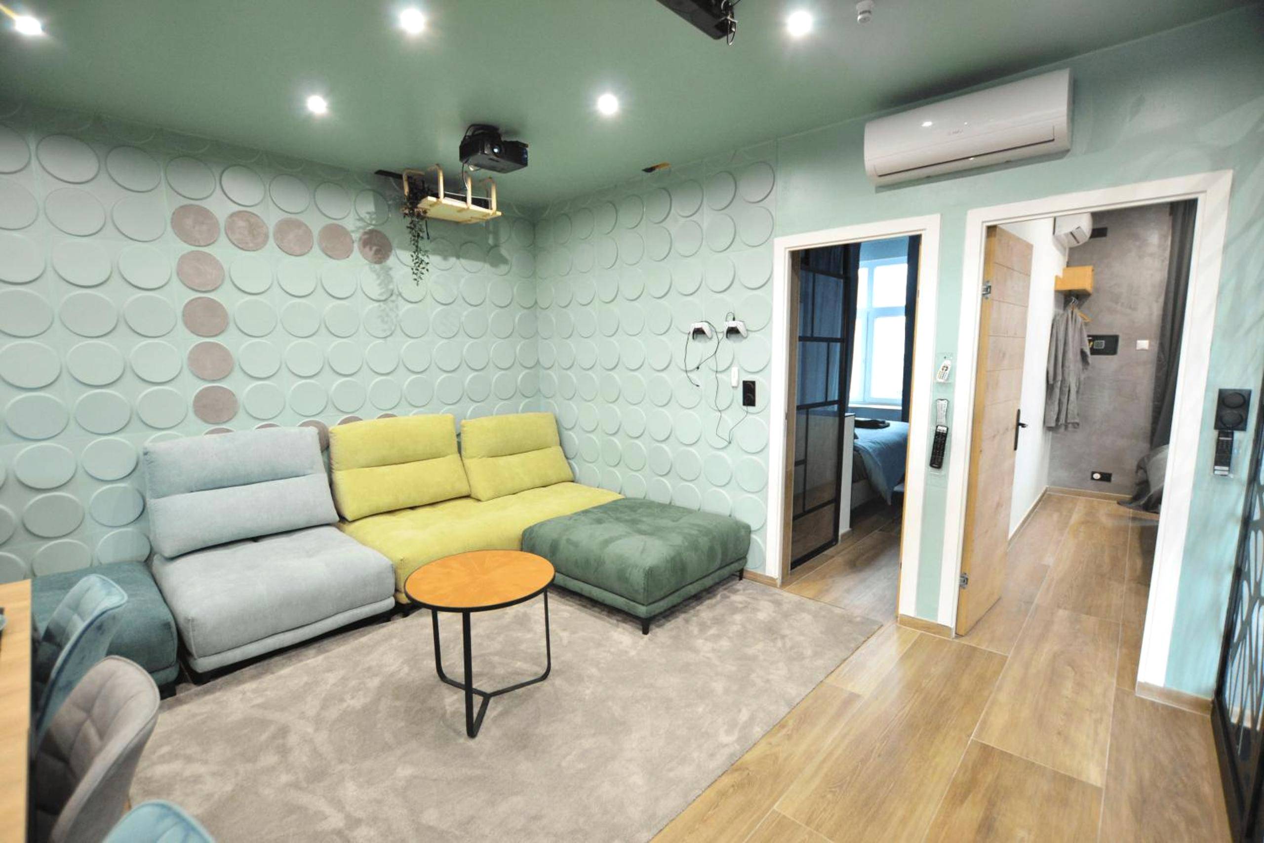 Photo du logement - Capsule Wellness - sauna - balneo - machine de sport privatif - PS5 - 2 chambres