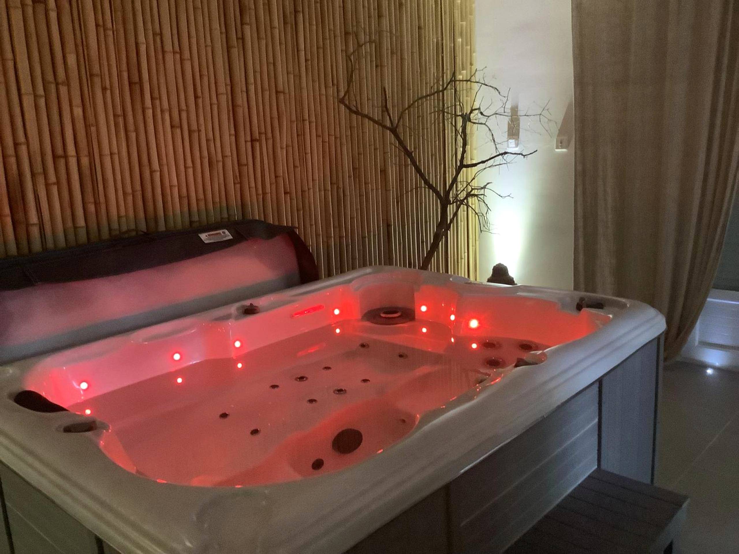 Autre vue interieure - Le carpe noctem suite de charme avec jacuzzi privé - Sérignan - du - Comtat