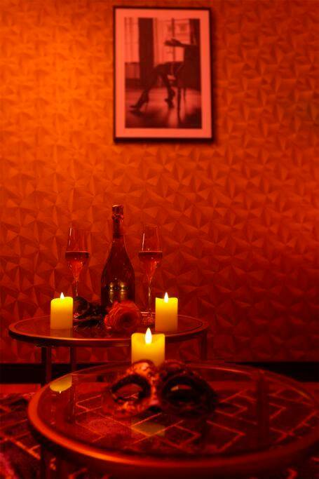 Photo du logement - Le Carré Rose - Love Room proche de Rennes