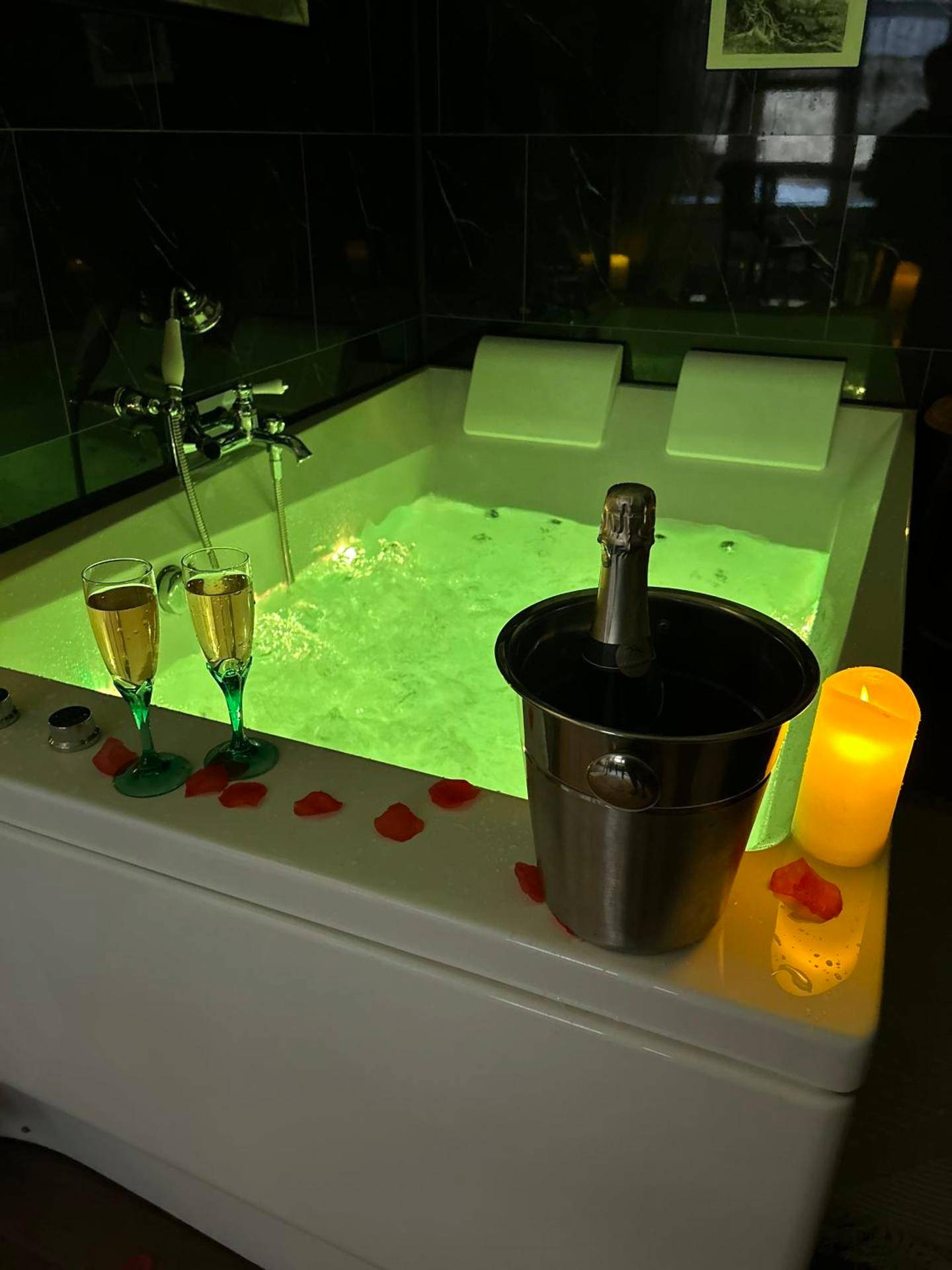 Vue du logement - Love Room Châteauroux - La Casa d'Ailleurs BERRY SEJOURS