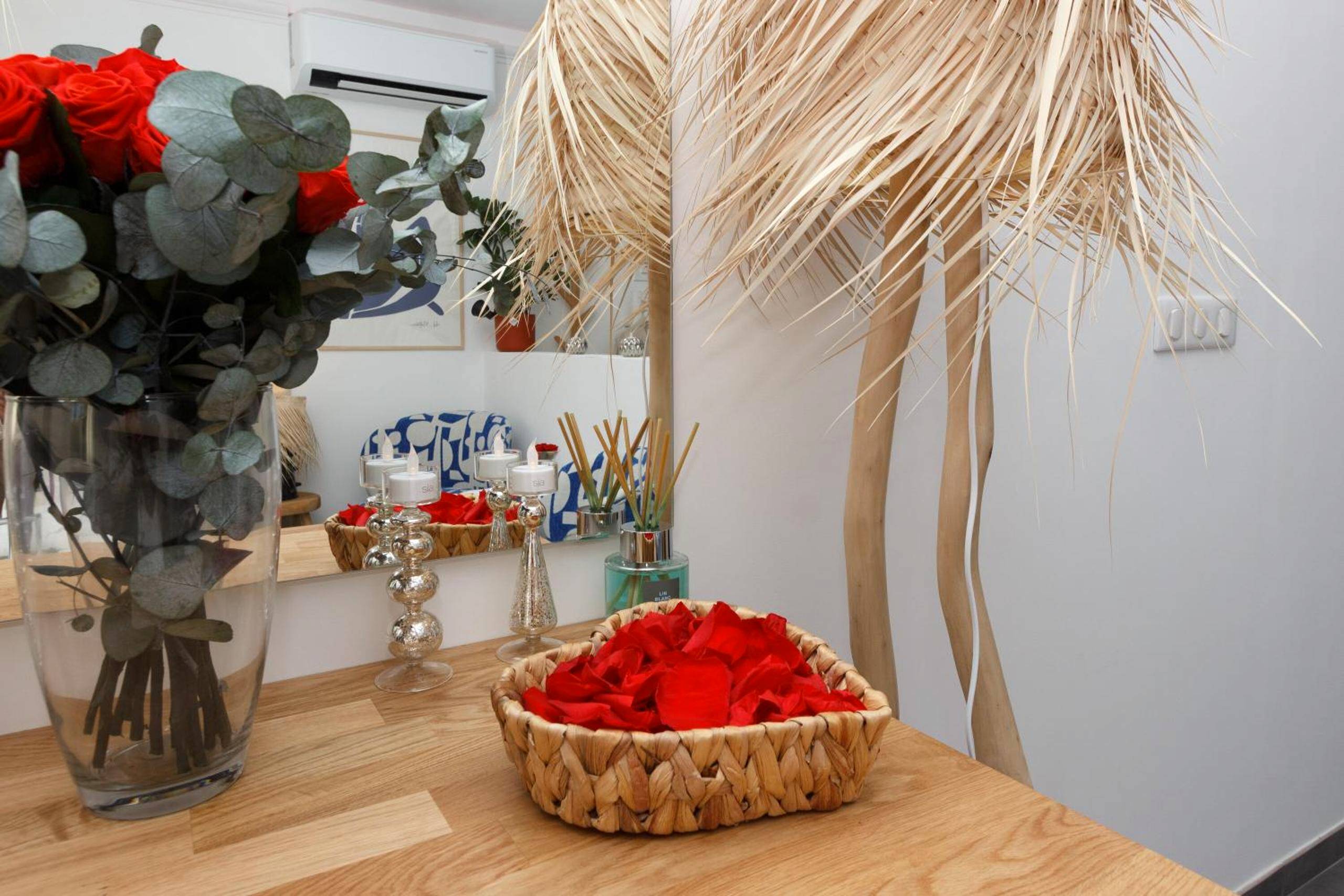 Photo du logement - CASA AMOR & SPA, appartement suite jacuzzi & piscine chauffée