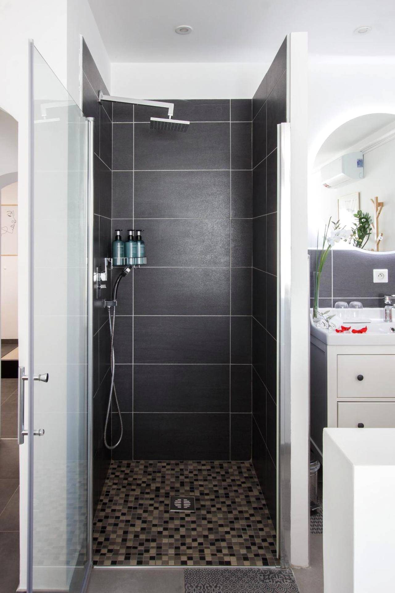 Photo du logement - CASA AMOR & SPA, appartement suite jacuzzi & piscine chauffée