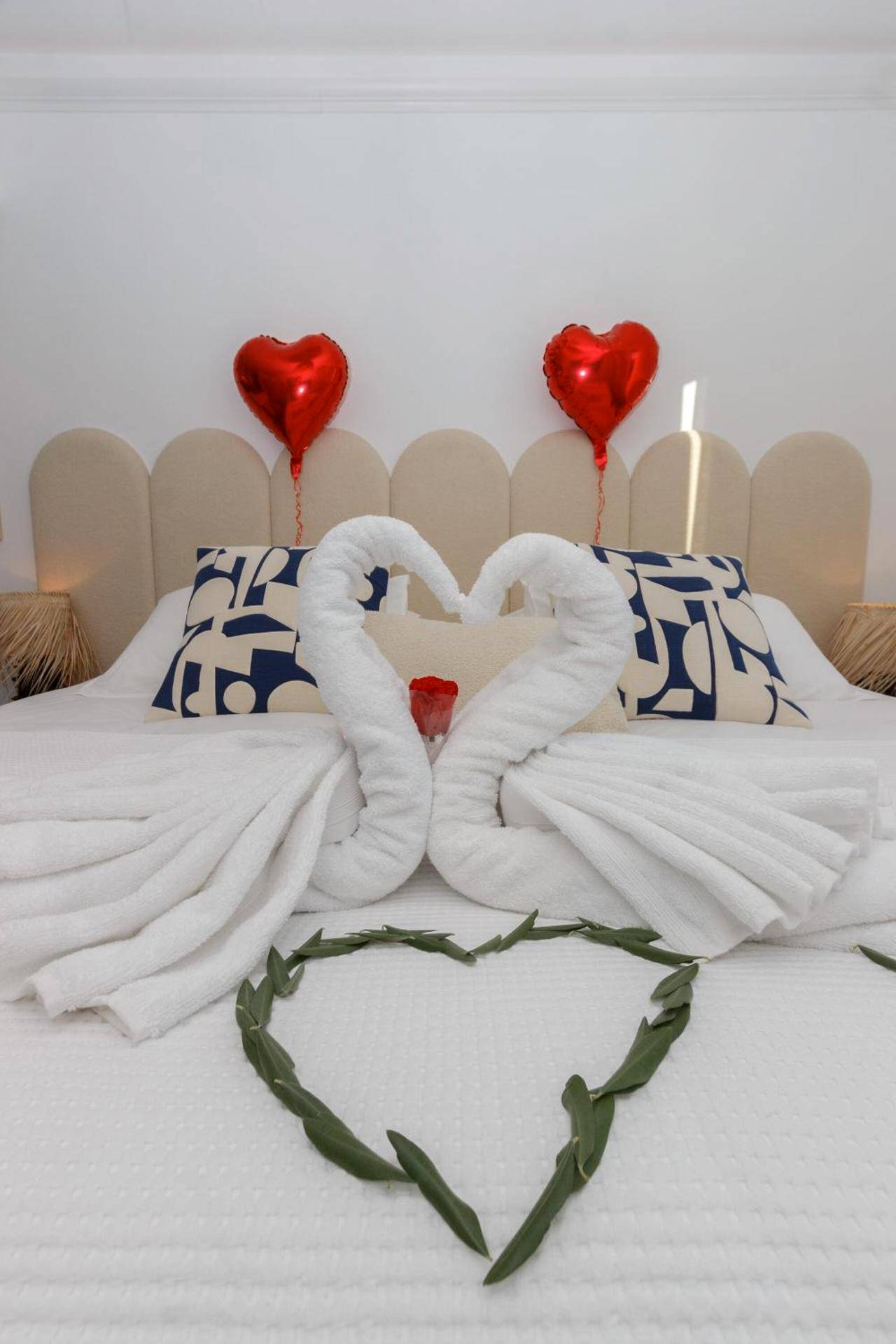 Photo du logement - CASA AMOR & SPA, appartement suite jacuzzi & piscine chauffée