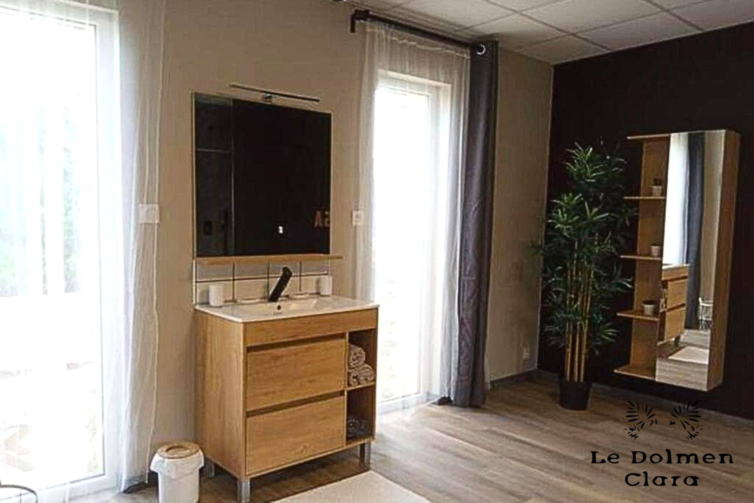 Photo du logement - La Casa du Dolmen Clara, balnéo privée, entre terre et mer