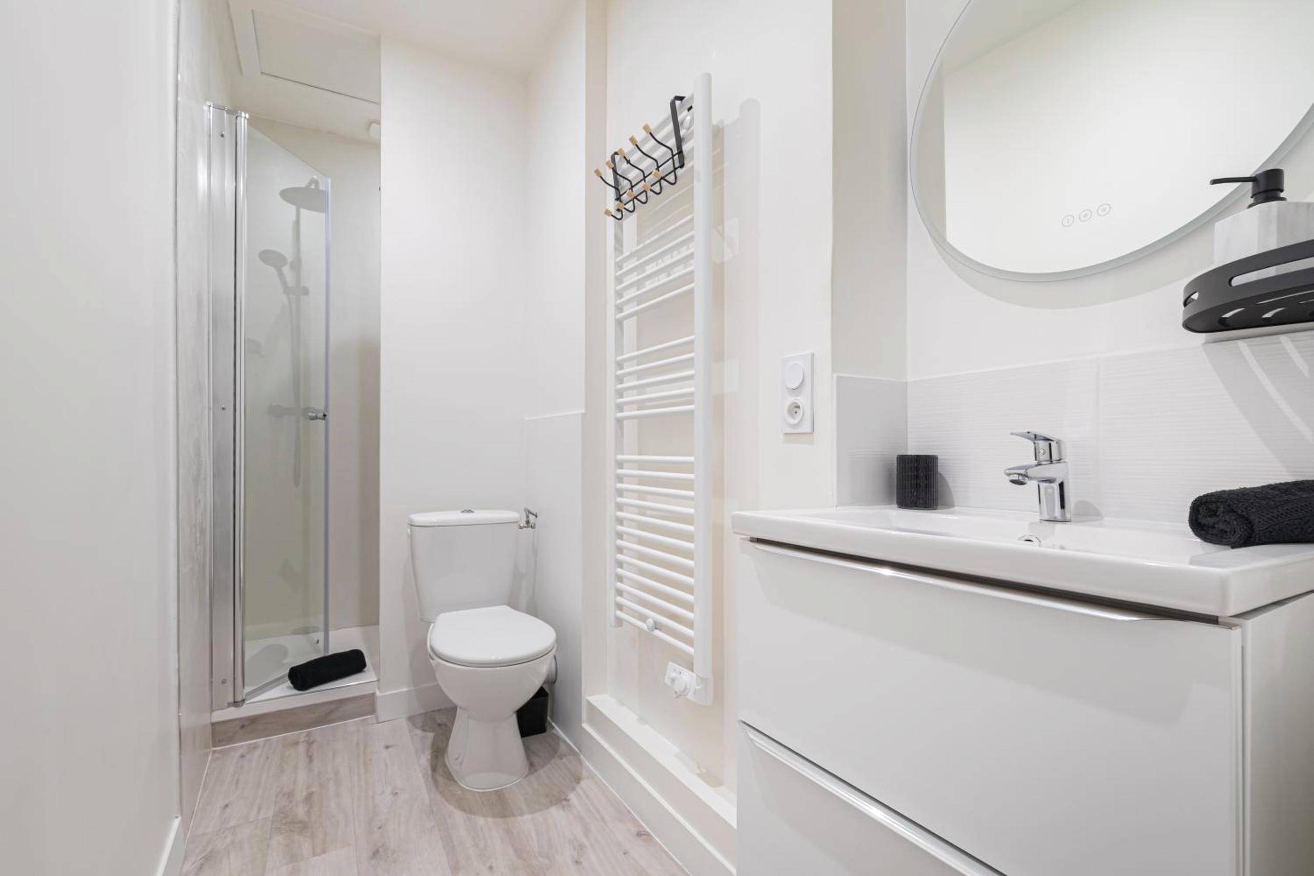 Photo du logement - Cinéma & Jacuzzi aux Étoiles - CasaBianca Suite