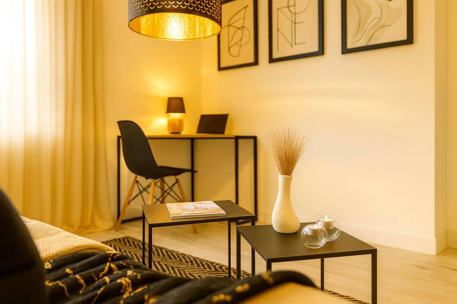 Photo du logement - Cinéma & Jacuzzi aux Étoiles - CasaBianca Suite - Saint - Étienne