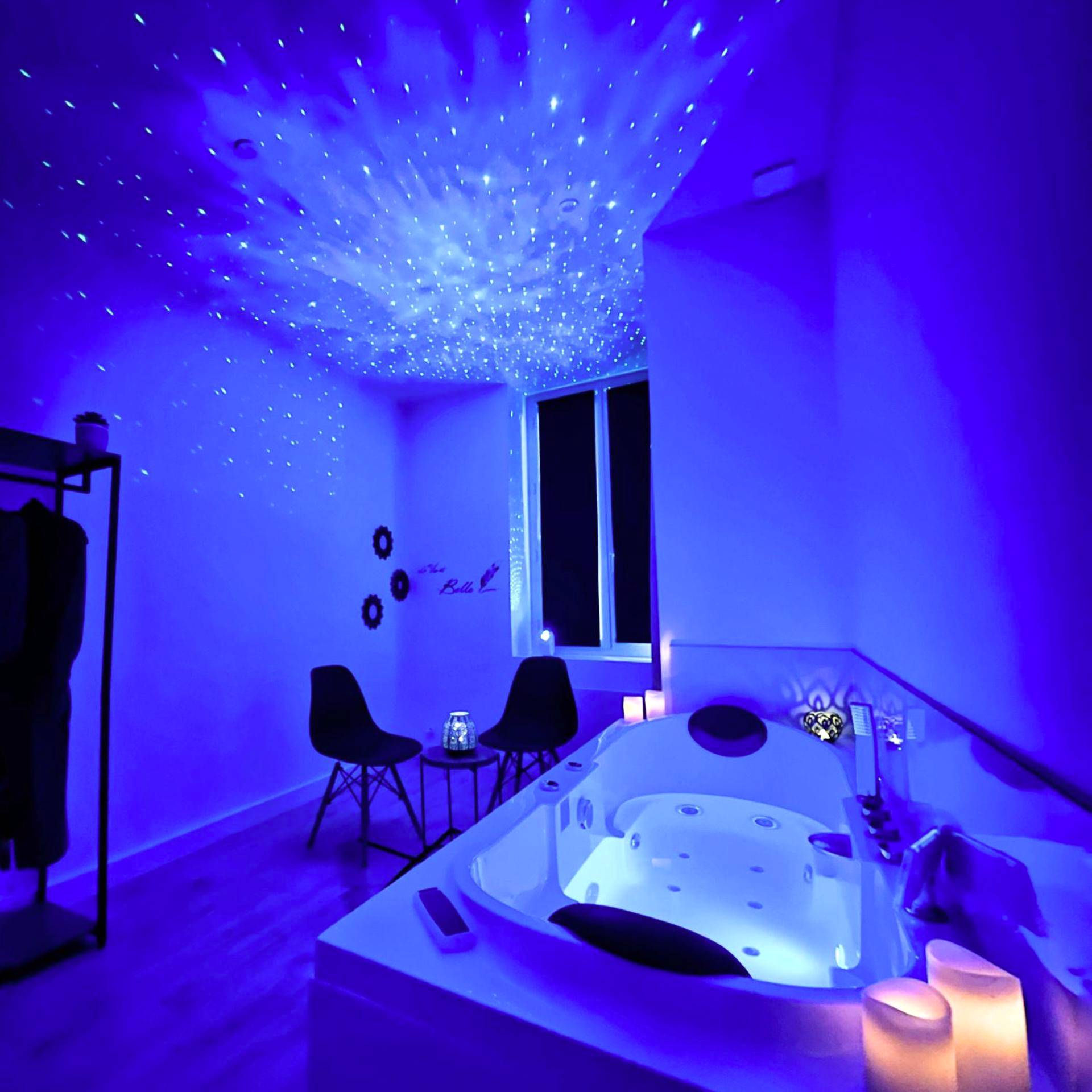 Photo du logement - Cinéma & Jacuzzi aux Étoiles - CasaBianca Suite