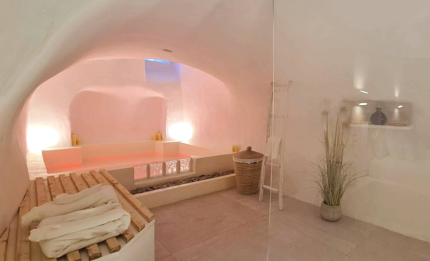 Photo du logement - Loveroom La Cesarine Jacuzzi privé
