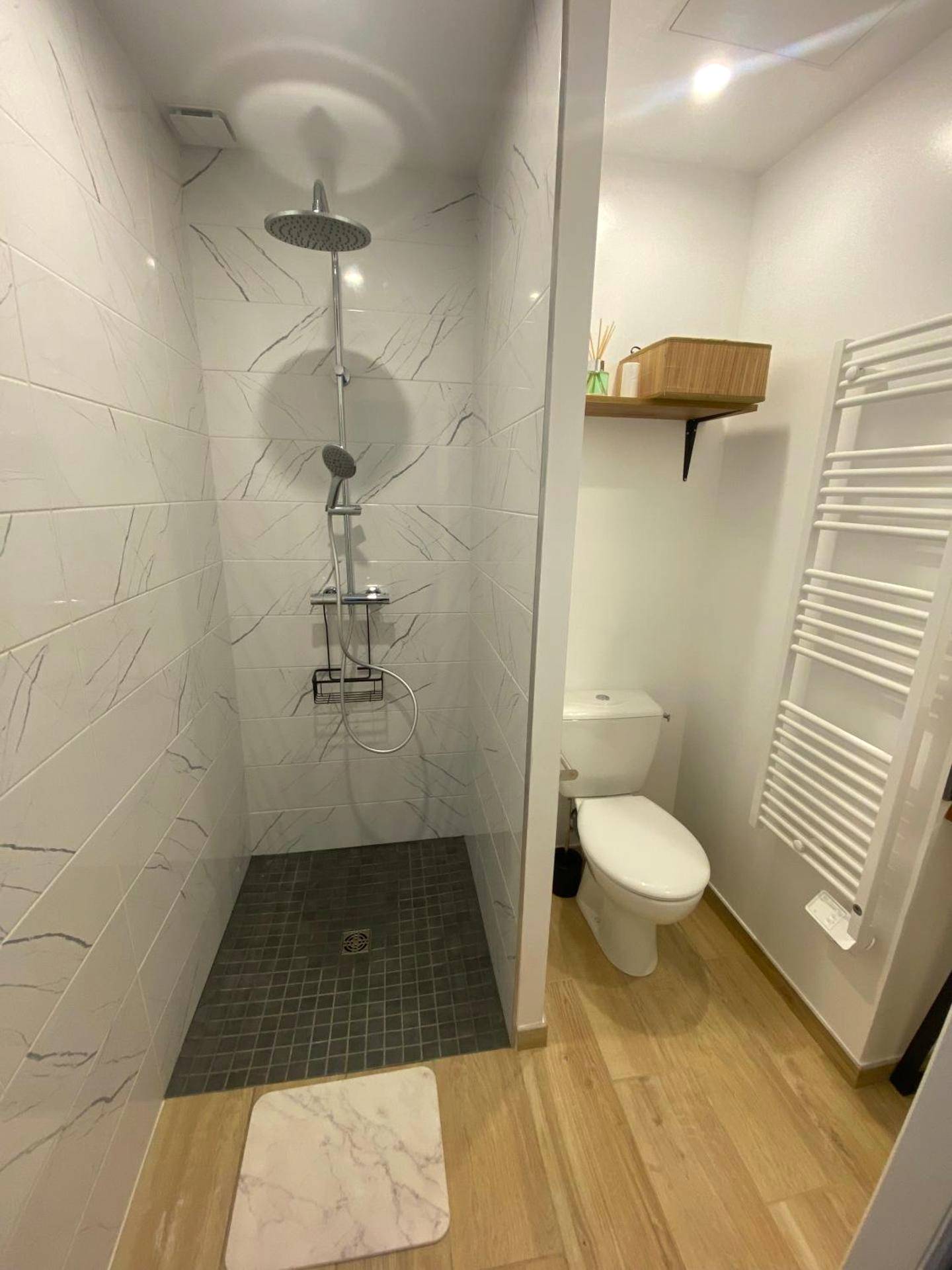 Photo du logement - Chalet bain nordique - Calm & relax - Wifi - Netflix - AppleTV - Canal