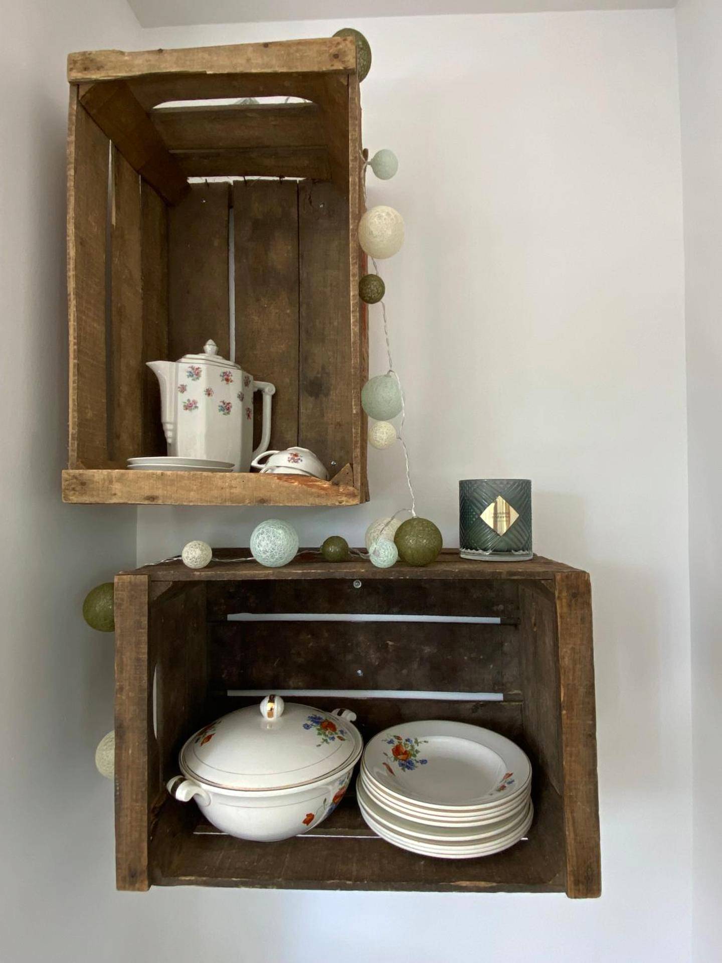 Étagères murales rustiques en caisses de bois - Chalet bain nordique - Calm & relax - Wifi - Netflix - AppleTV - Canal