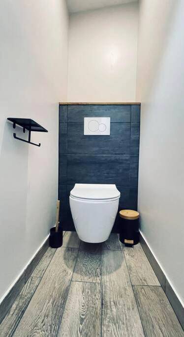 Photo du logement - Love Room Le Chalet / Jacuzzi / Sauna - Château - Landon