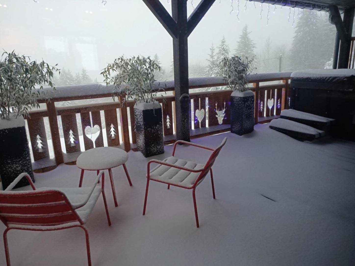 Photo du logement - Chalet neuf avec jacuzzi privé, vue imprenable sur Massif des Vosges - Remiremont