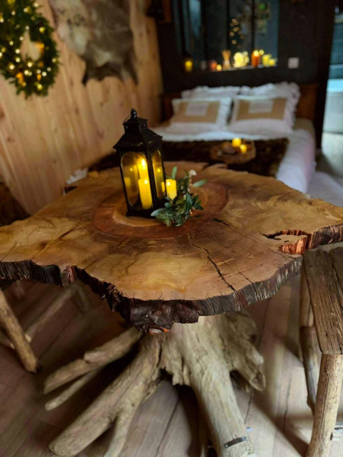 Photo du logement - Le chalet romantique, SPA, Écran cinéma, Lit king size, day use, 10 min centre