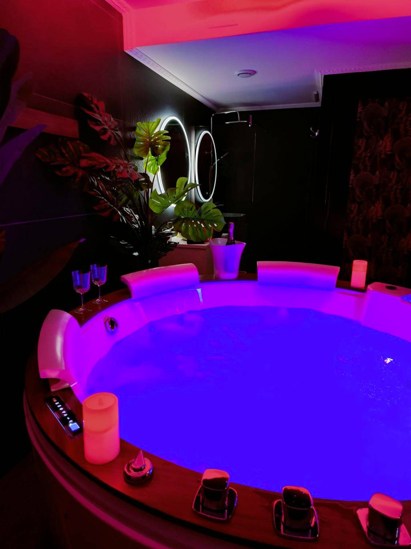 Photo du logement - La loveroom bdsm de Nice " la chambre luxe des désirs "