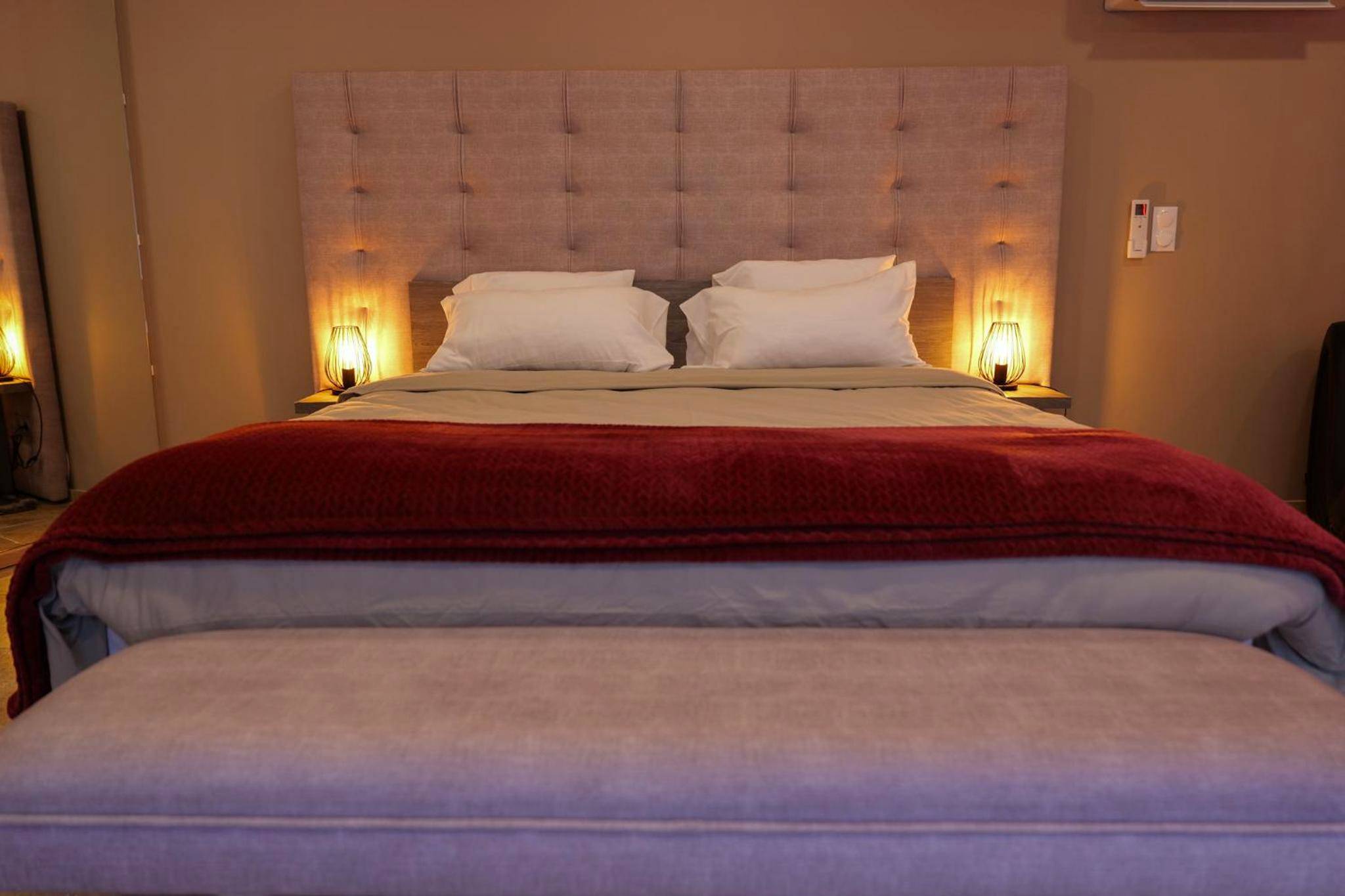 Vue interieure - Loveroom de charme avec jacuzzi et sauna