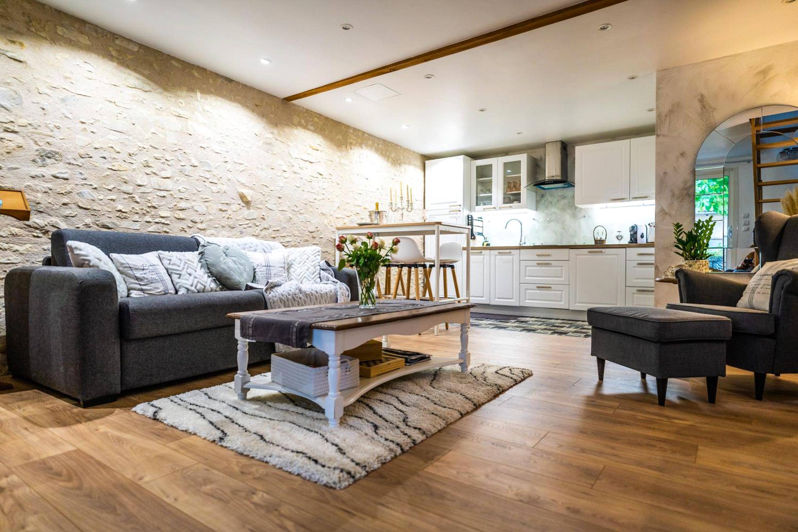 Photo du logement - Les Charmes du Lac Gite Romantique avec jacuzzi privatif