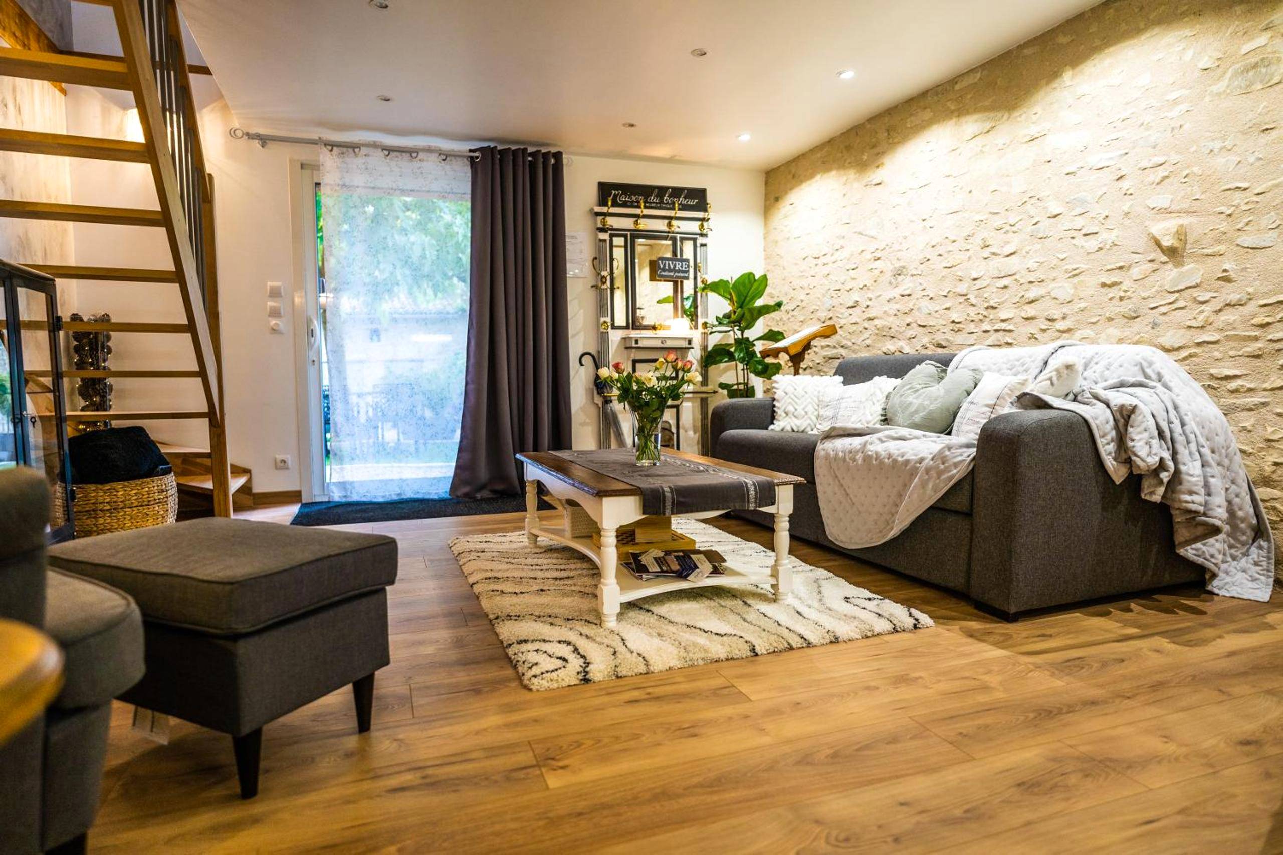 Photo du logement - Les Charmes du Lac Gite Romantique avec jacuzzi privatif