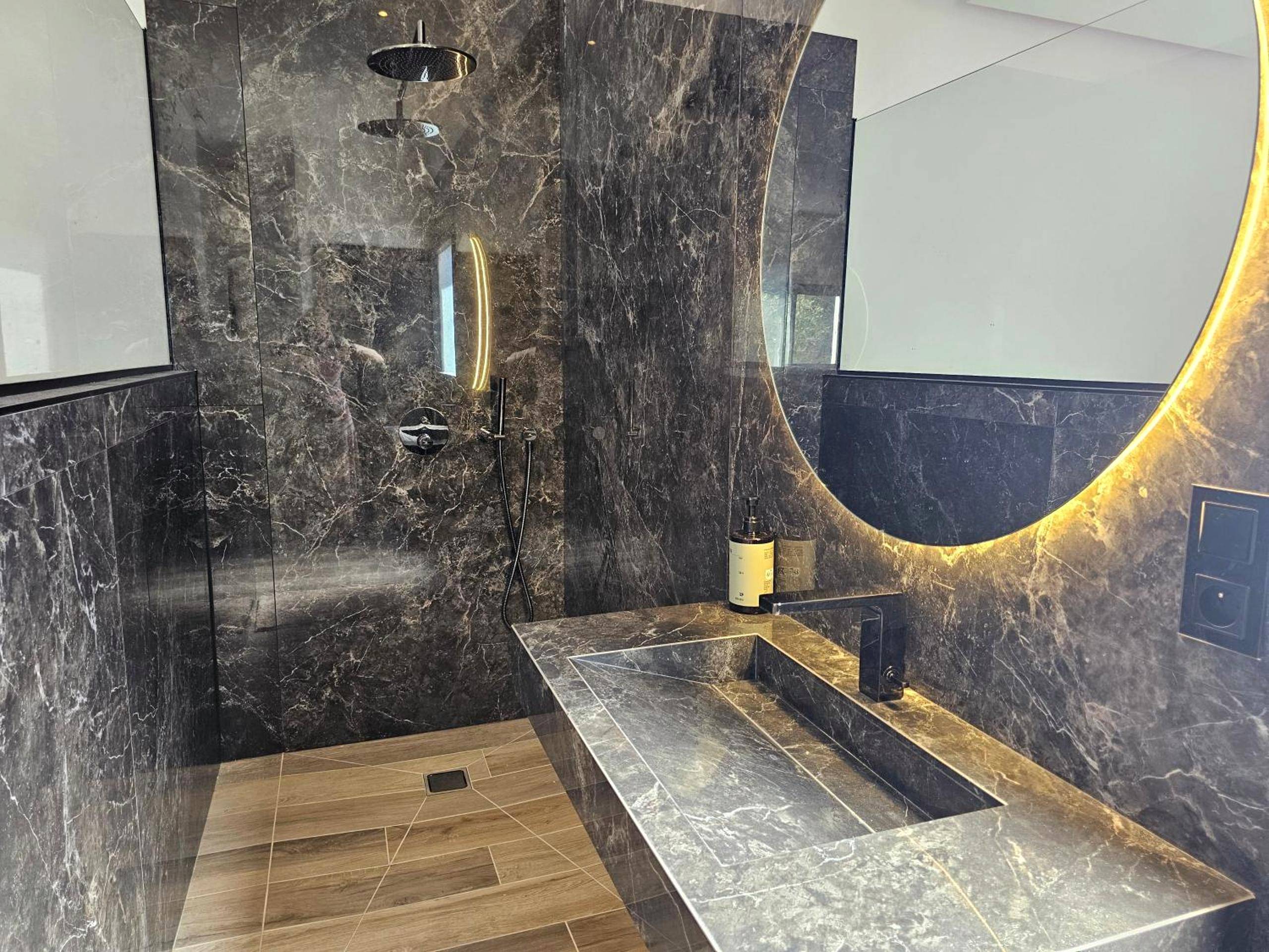 Vue du logement - Suite jacuzzi privé neuf Les Charmettes