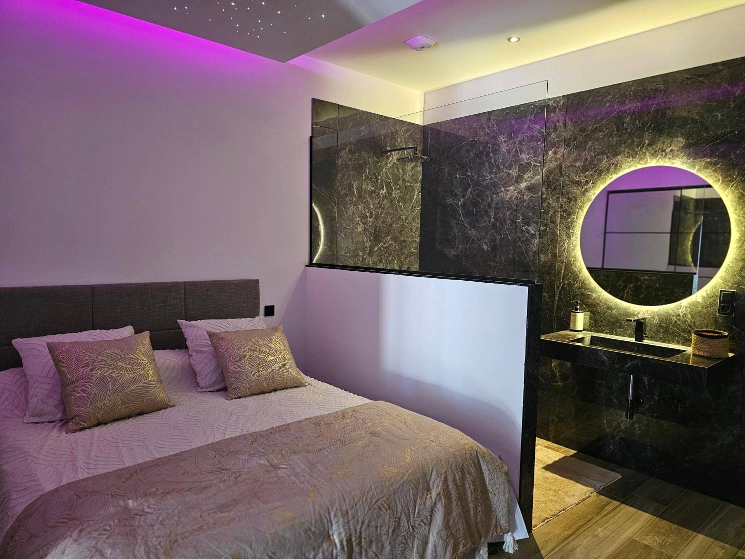 Photo du logement - Suite jacuzzi privé neuf Les Charmettes - La Ciotat