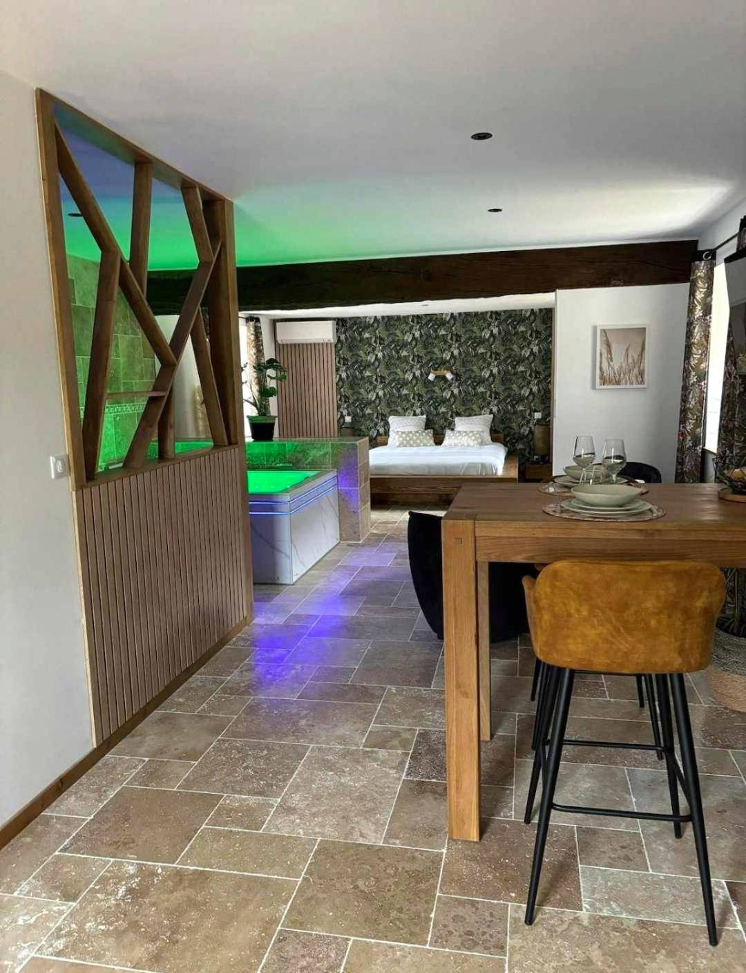 Vue du logement - Gite Nature au Château du Pré Neuf