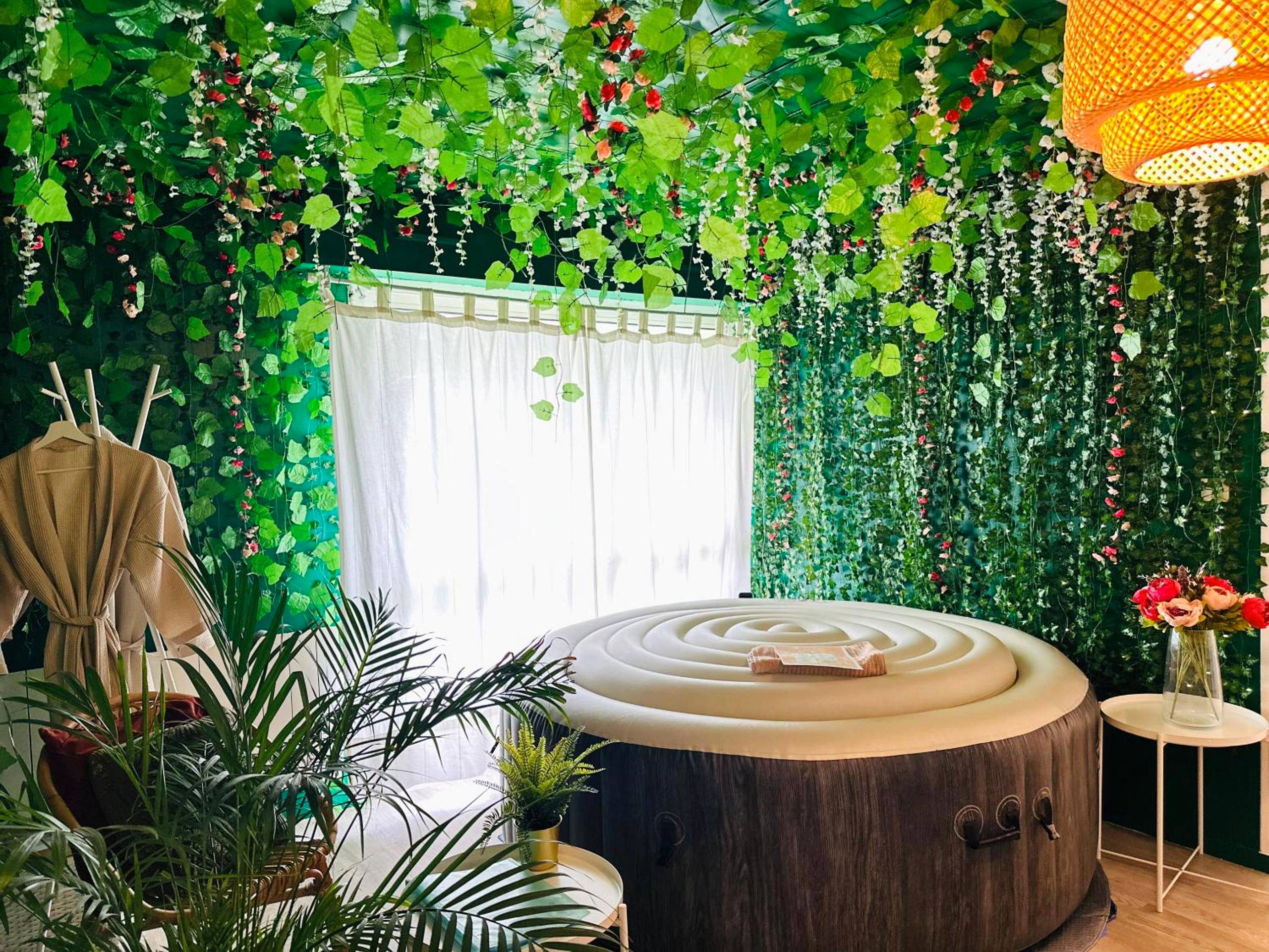 Vue principale - Love Room Rennes - Chez Jade - Spa, Gare et centre ville