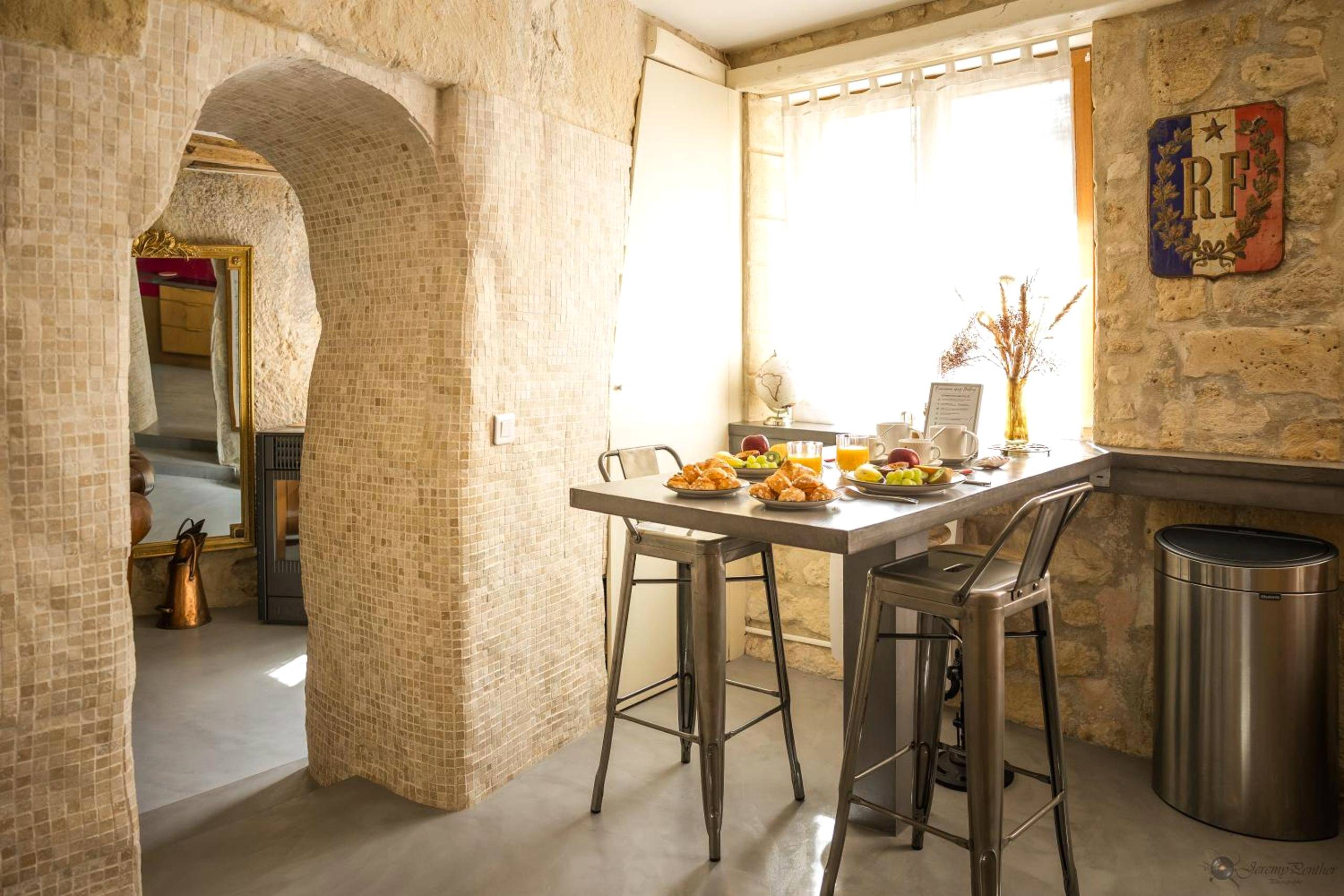 Photo du logement - Chez Millouz - Triplex semi - troglodyte - Pontoise