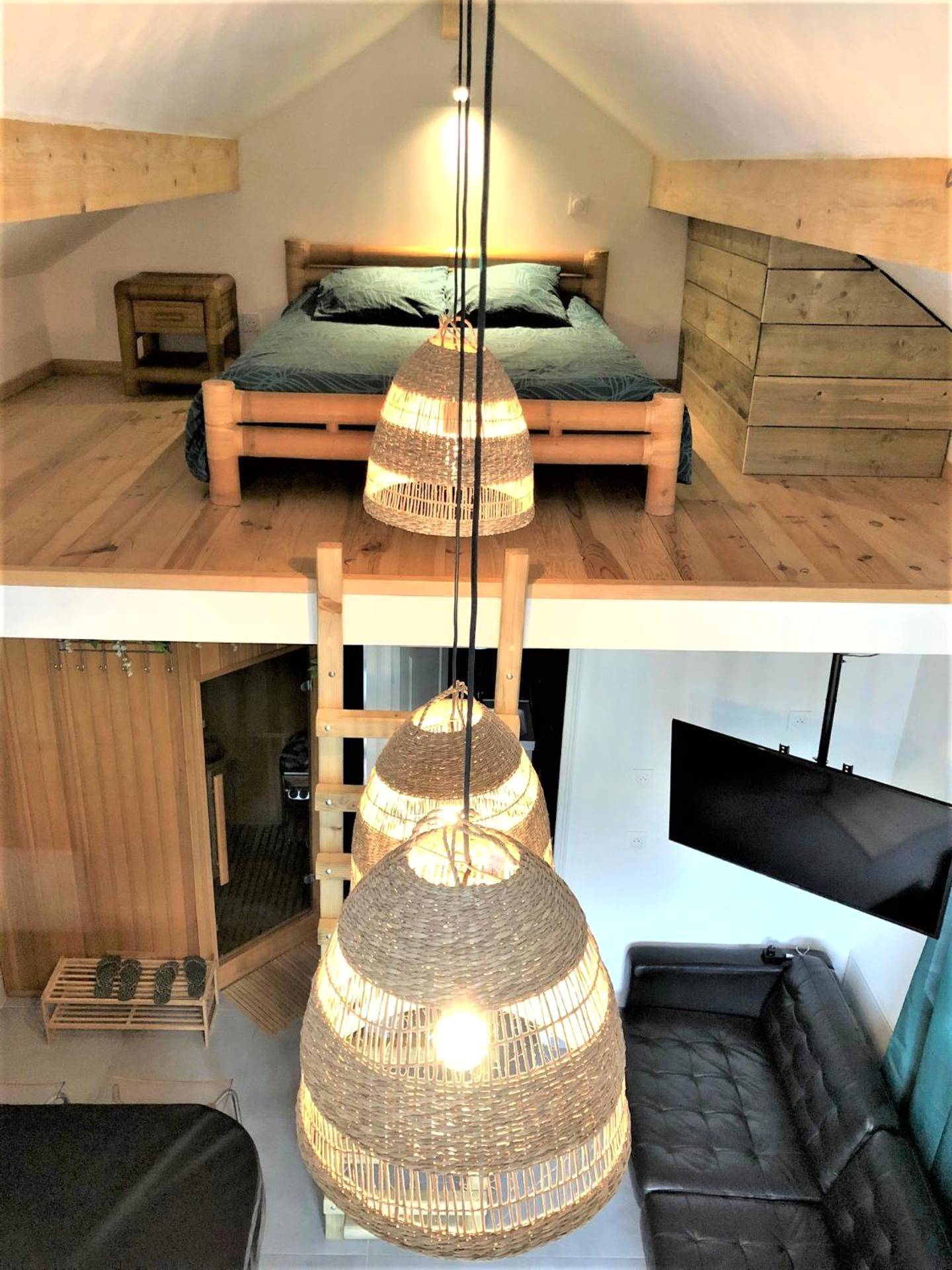 Photo du logement - LE CHILL Suite & SPA (Jacuzzi et Sauna privés) - Boissy - Saint - Léger