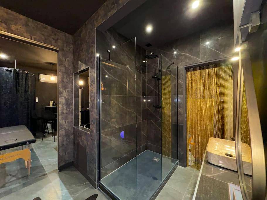 Photo du logement - love Room claire 1