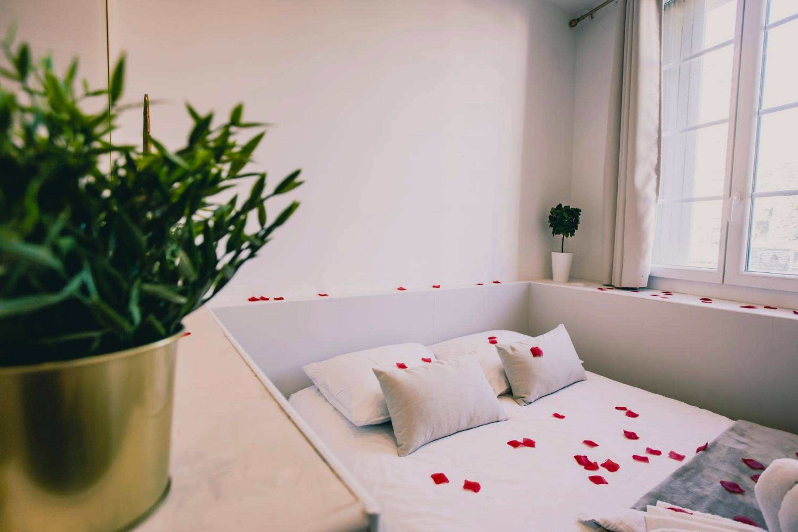 Photo du logement - La Clé T2 Love Room Balnéo, Clim, Proche Gare