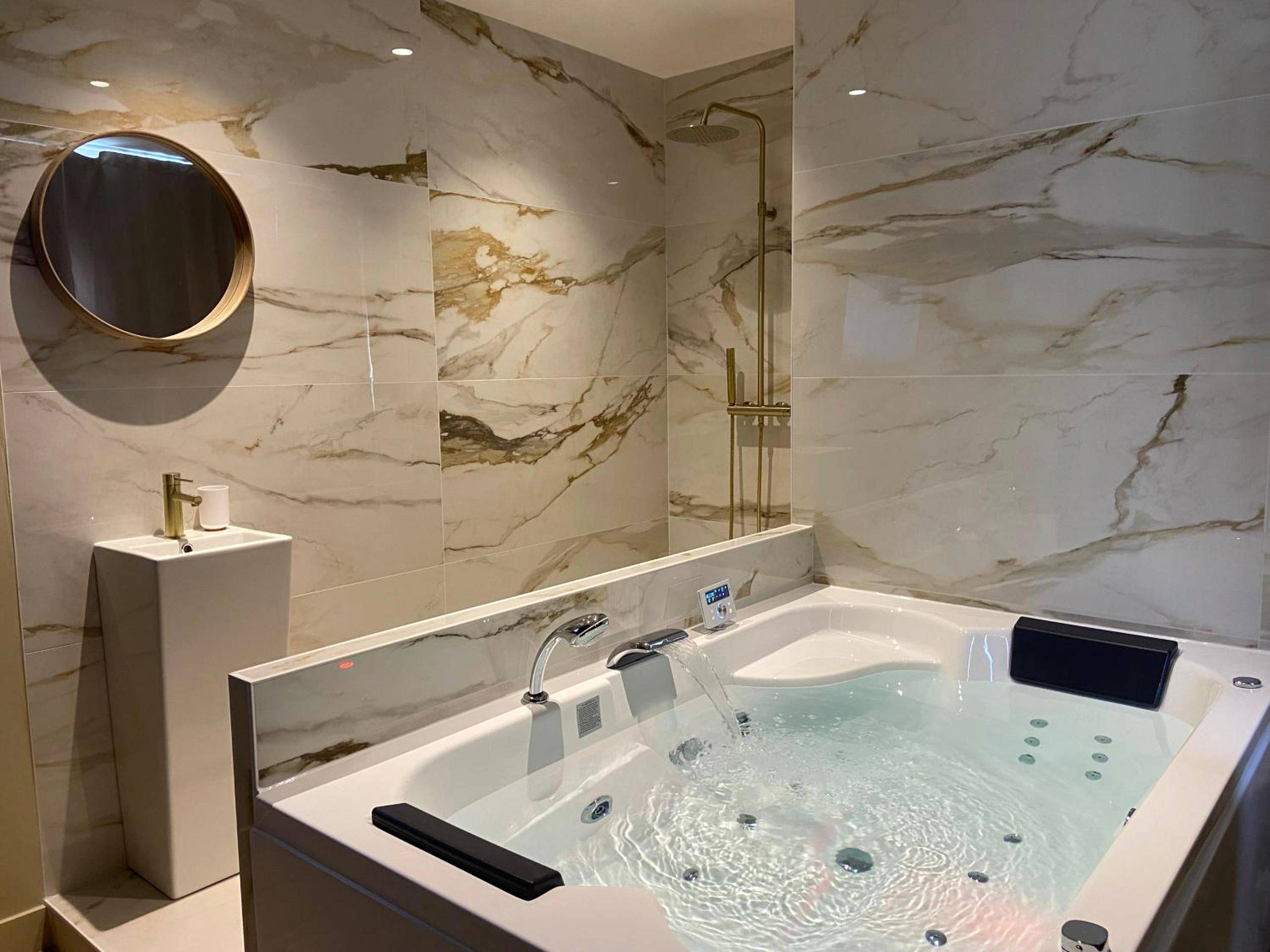 Photo du logement - Le cocon du désir - Balnéo et haut de gamme - Saint - Nazaire