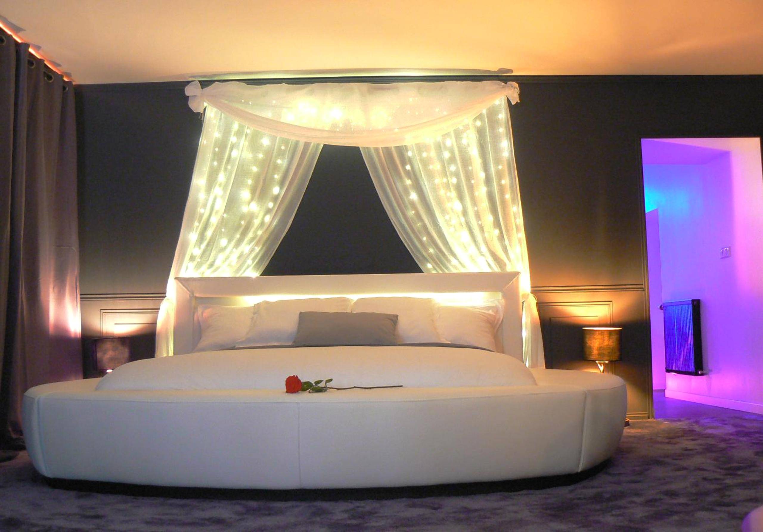 Photo du logement - Love room proche Rennes Le Cocon Enchanteur