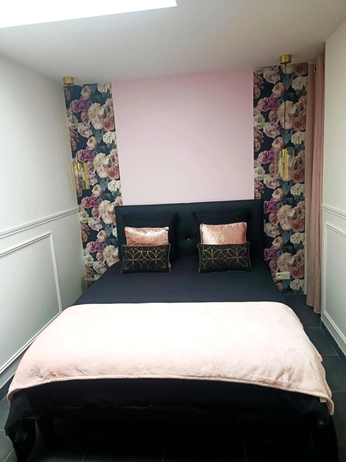 Photo du logement - Cocon romantique avec jacuzzi extérieur