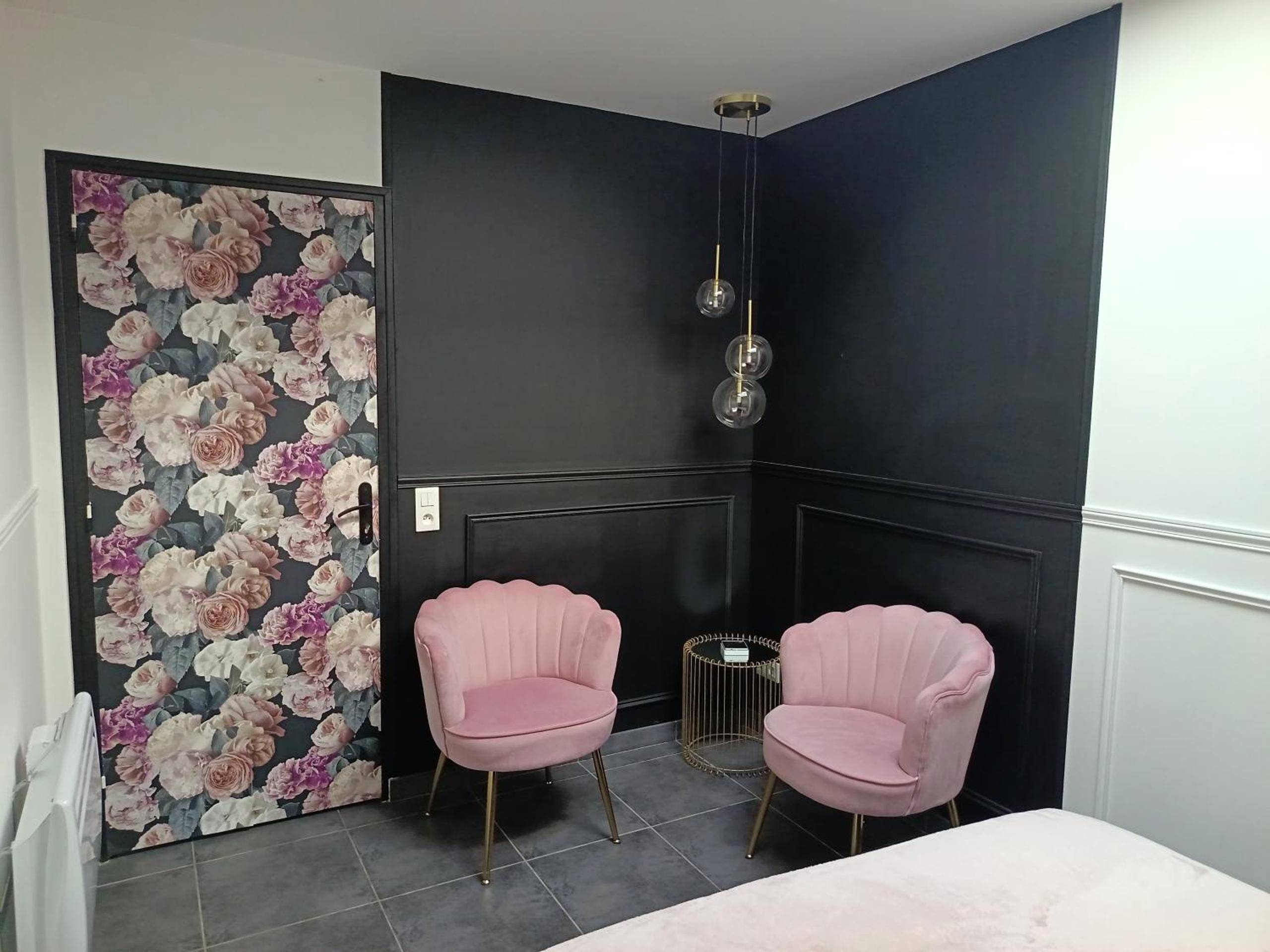 Photo du logement - Cocon romantique avec jacuzzi extérieur