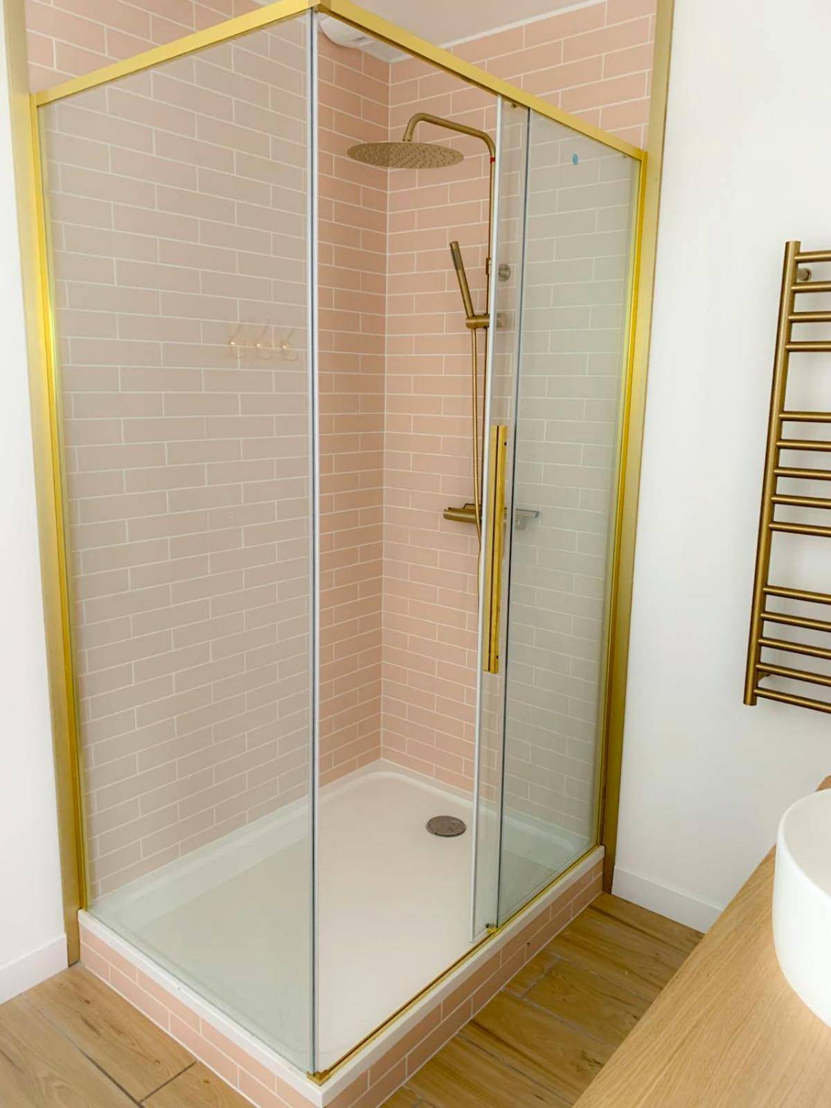 Photo du logement - Le Cocon Rose Jacuzzi privé rêve et Douceur