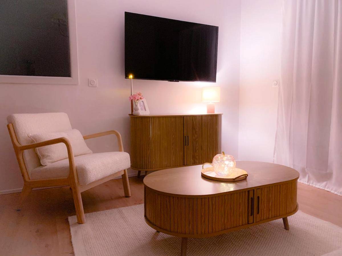 Photo du logement - Le Cocon Rose Jacuzzi privé rêve et Douceur