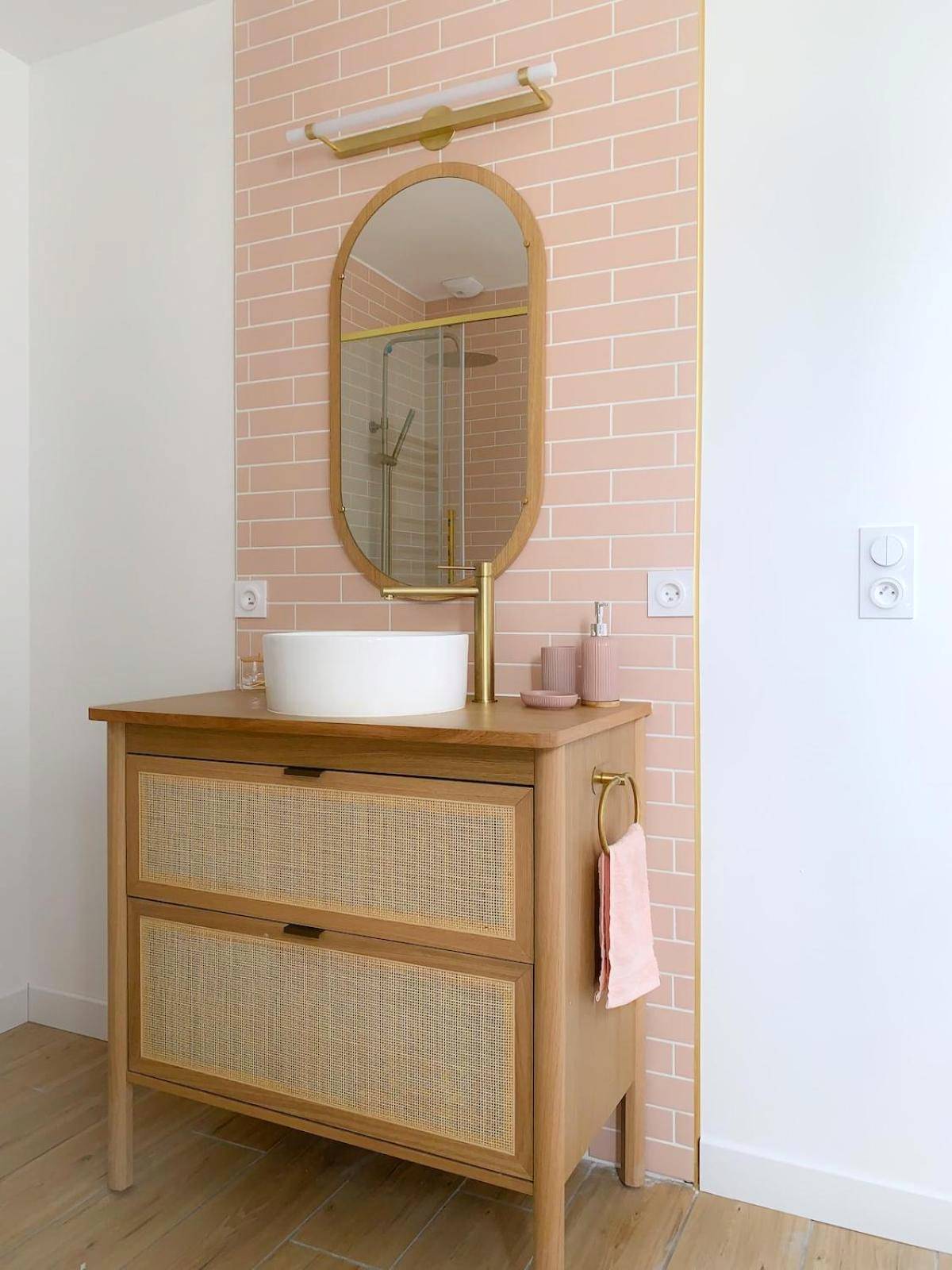 Photo du logement - Le Cocon Rose Jacuzzi privé rêve et Douceur