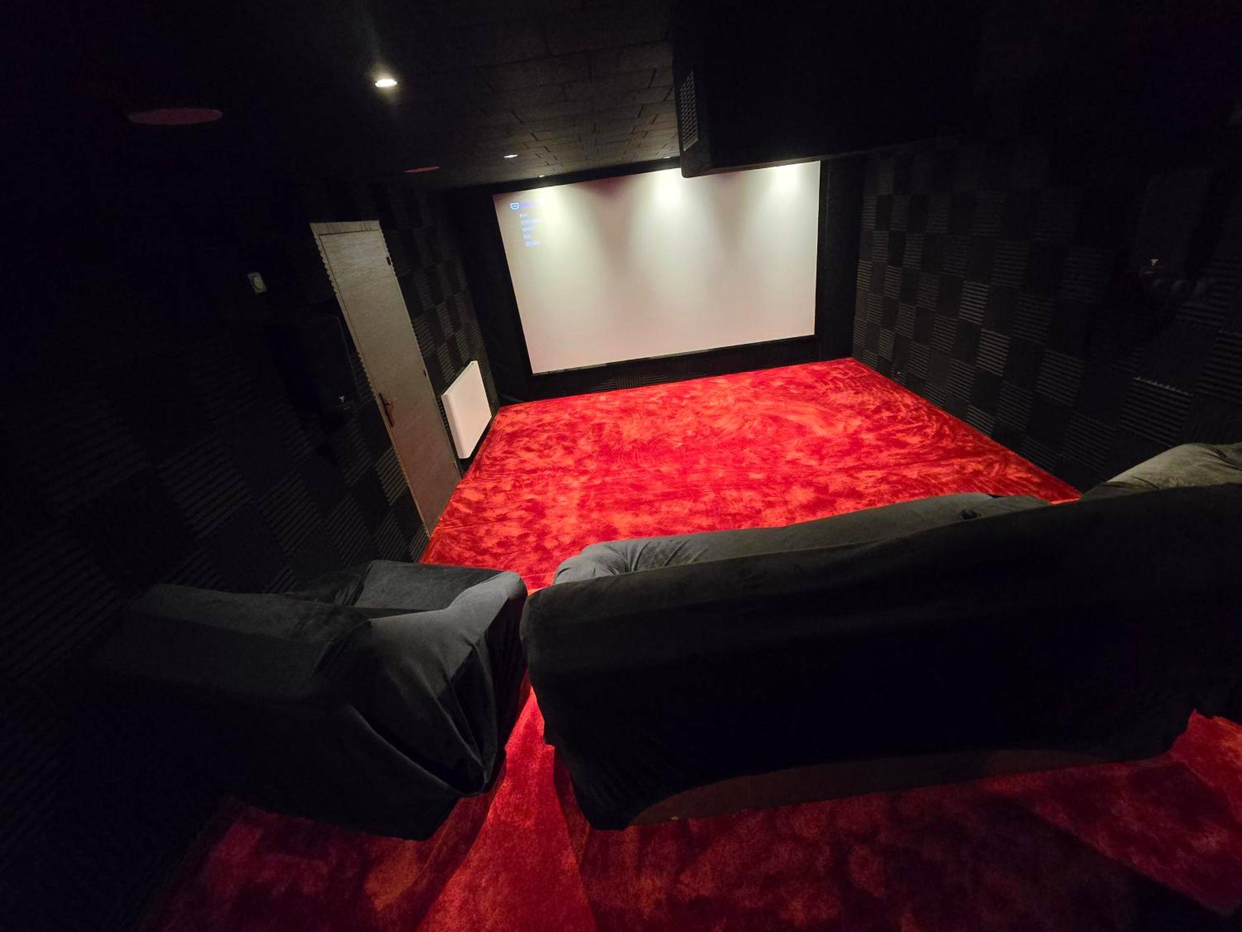 Photo du logement - Cocon Spa & Cinema Room - Mieussy