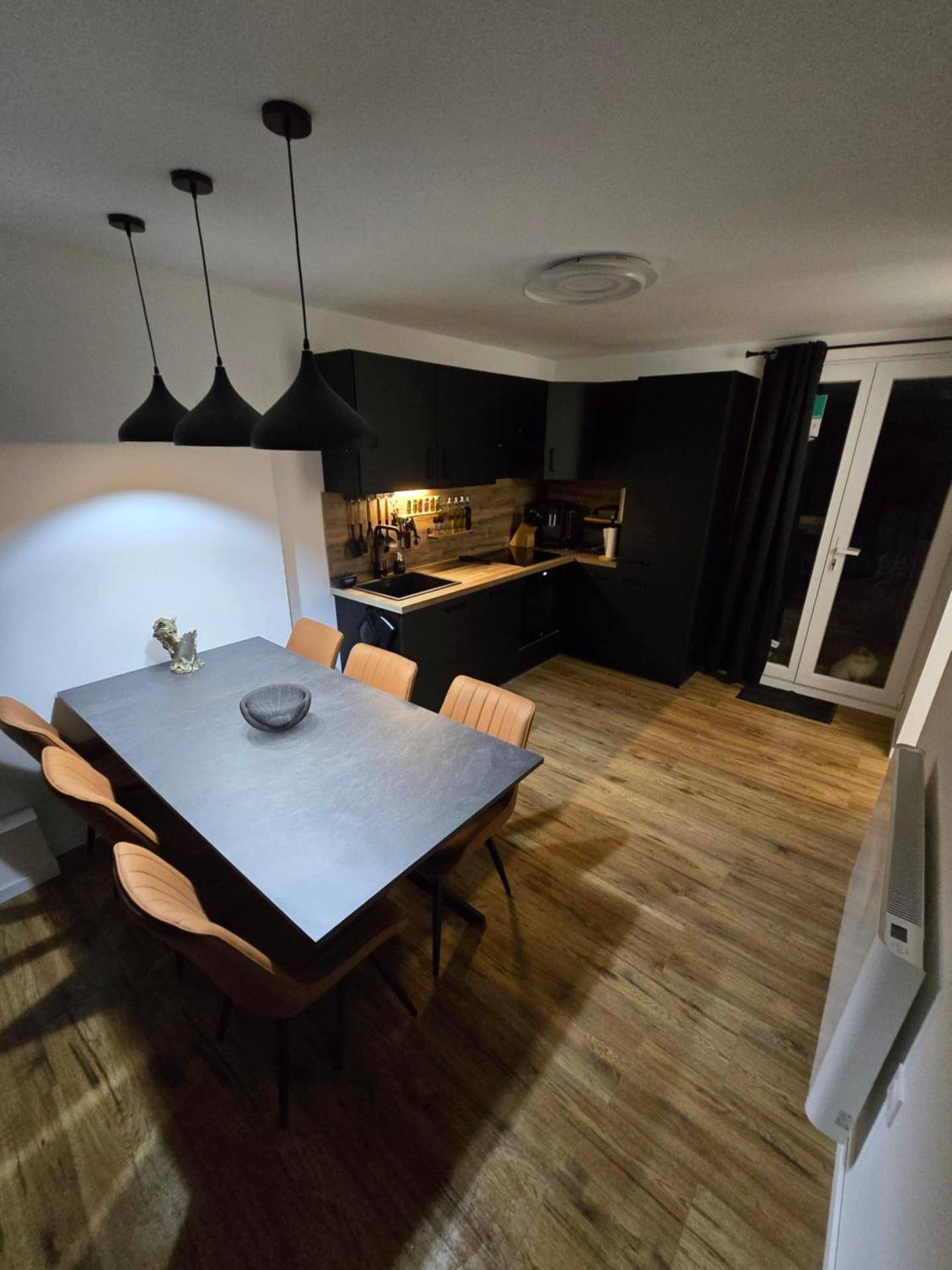 Photo du logement - Cocon Spa & Cinema Room