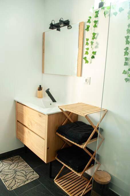 Photo du logement - Love room Cocon Sri - Yani sauna jacuzzi - Sens