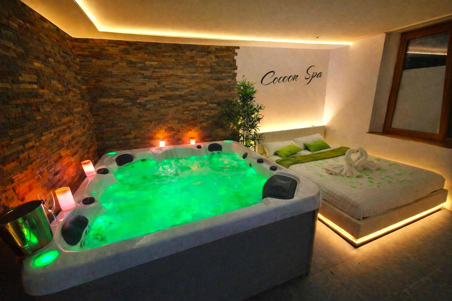 Vue du logement - Love Room Baltzenheim - COCOON SPA - 4 Pers - Jacuzzi - Parking - Jardin - Clim - Colmar