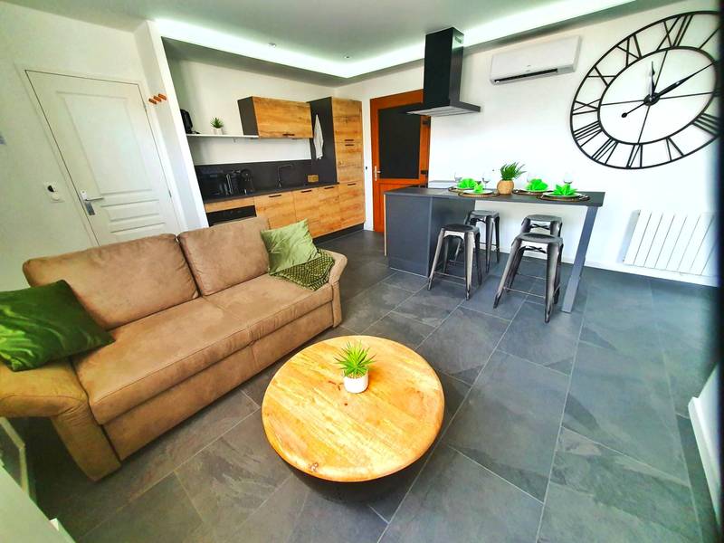 Photo du logement - COCOON SPA - 4 Pers - Jacuzzi - Parking - Jardin - Clim - Colmar