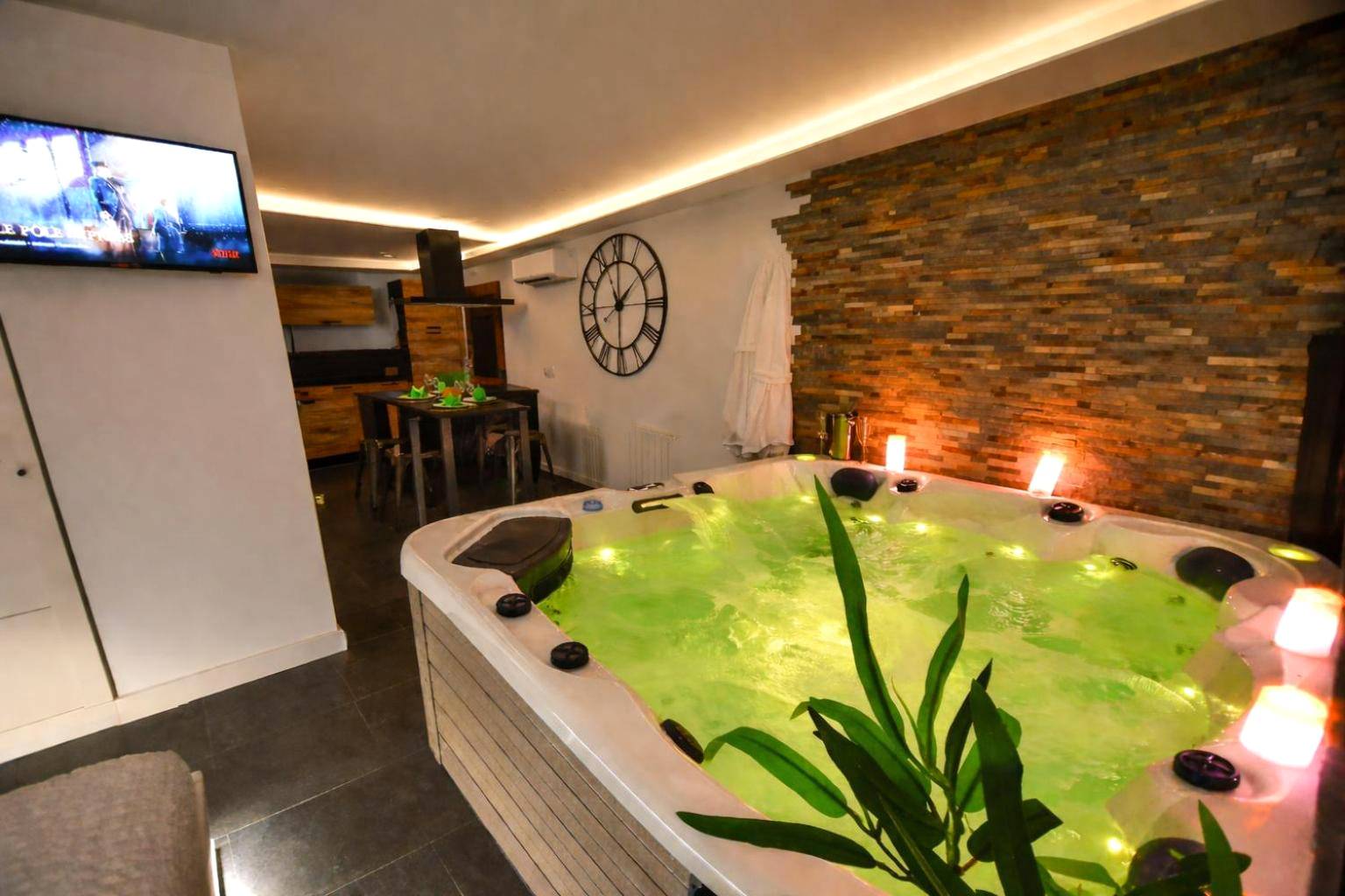 Vue du logement - COCOON SPA - 4 Pers - Jacuzzi - Parking - Jardin - Clim - Colmar