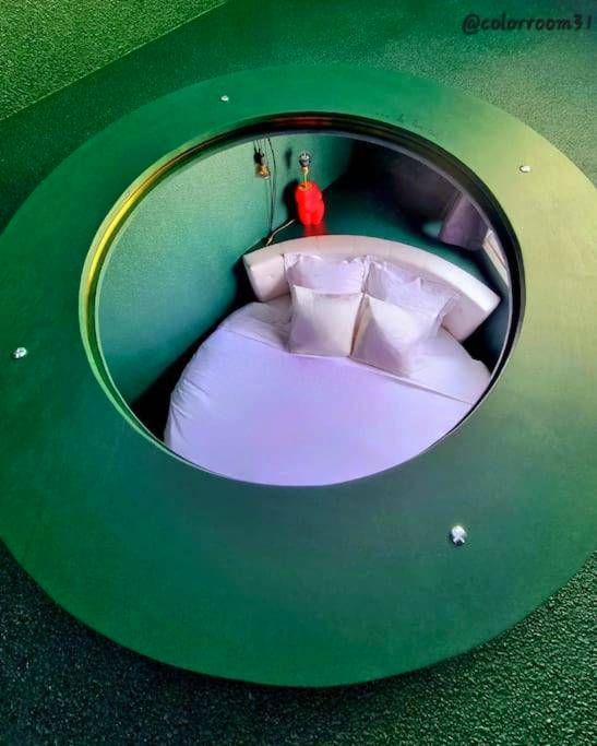 Photo du logement - Colorroom31 - Nuit insolite - Spa - Tantra - Love room