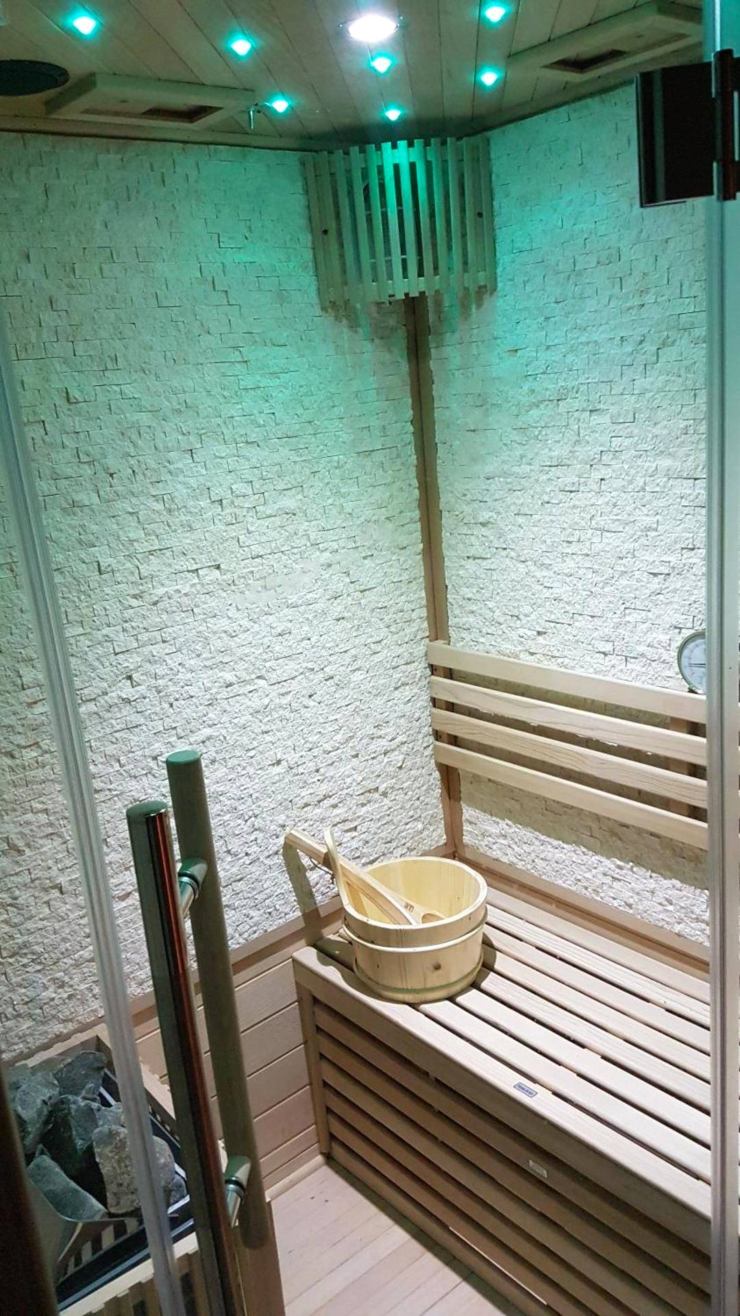 Photo du logement - Cosy Love & Spa Love room avec spa, hammam et sauna privatif